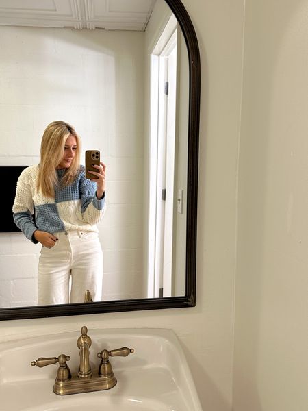 What I wore to work today 💫 The sweater is under $15 and fits true to size! 

Winter sweater
Cable knit sweater
Colorblock cable knit sweater
White and blue sweater
Work outfit
Workwear 
White pants


#LTKworkwear #LTKSeasonal #LTKCyberWeek