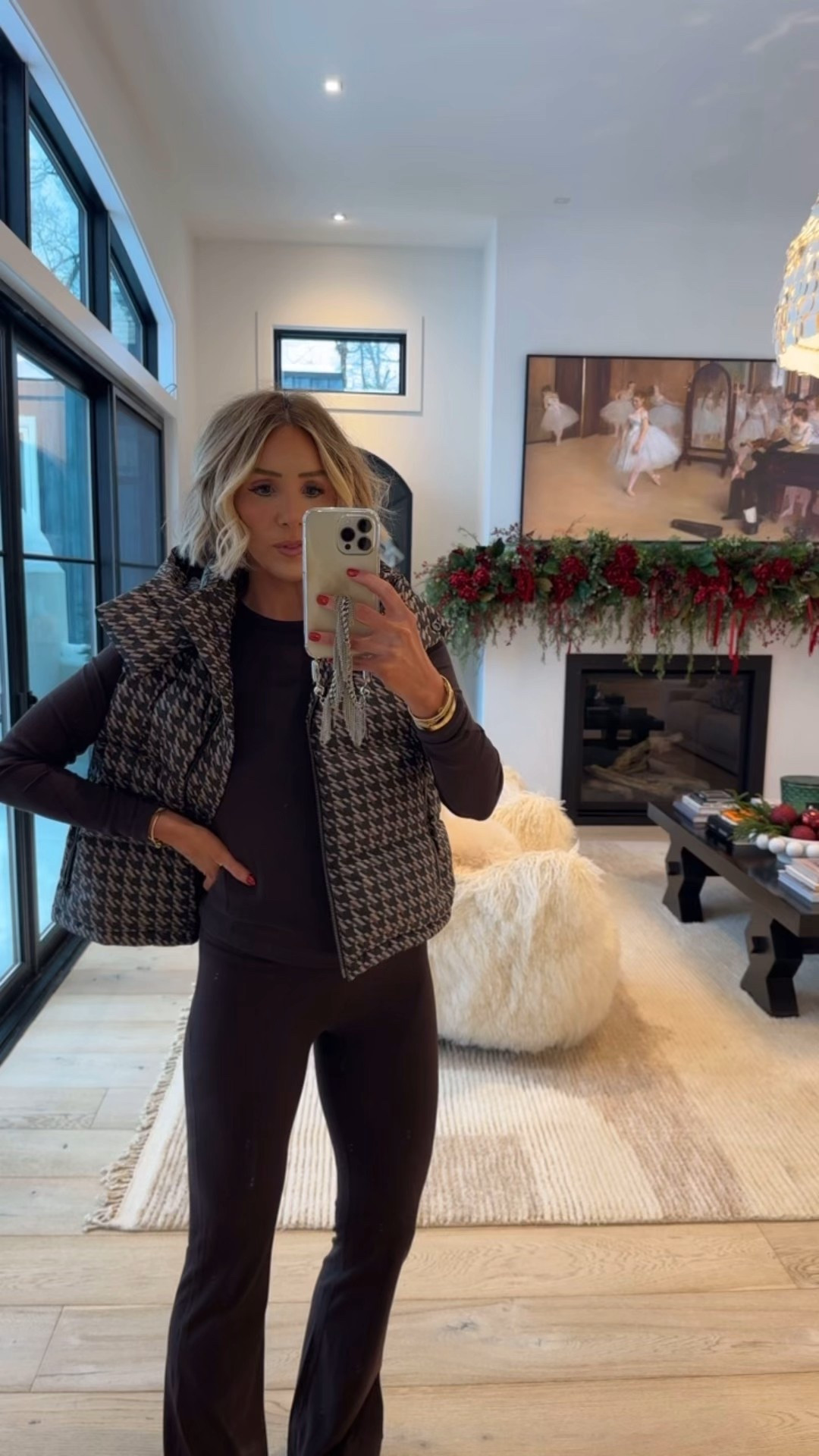 The perfect winter casual fit! 🤎🤎🤎