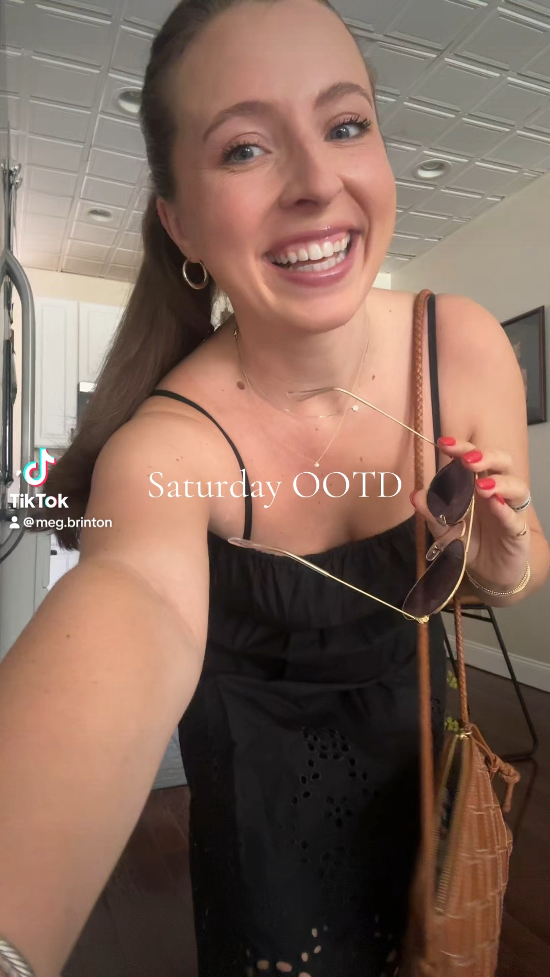 Wearing a 2!!!

#LTKSaleAlert #LTKSeasonal