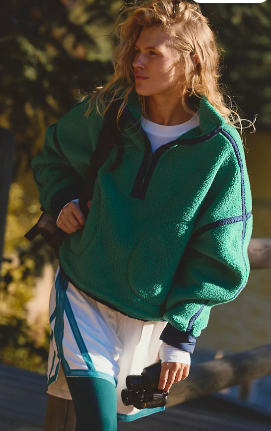 this will be a hot gift this christmas. so many colors right now - get it while you can! ;) 

for reference, I tried on and I am 5'7", 120lb and fit in a S. 

free people, free people gifts, gift guide, fleece
 

 #LTKGiftGuide #LTKHoliday #LTKActive