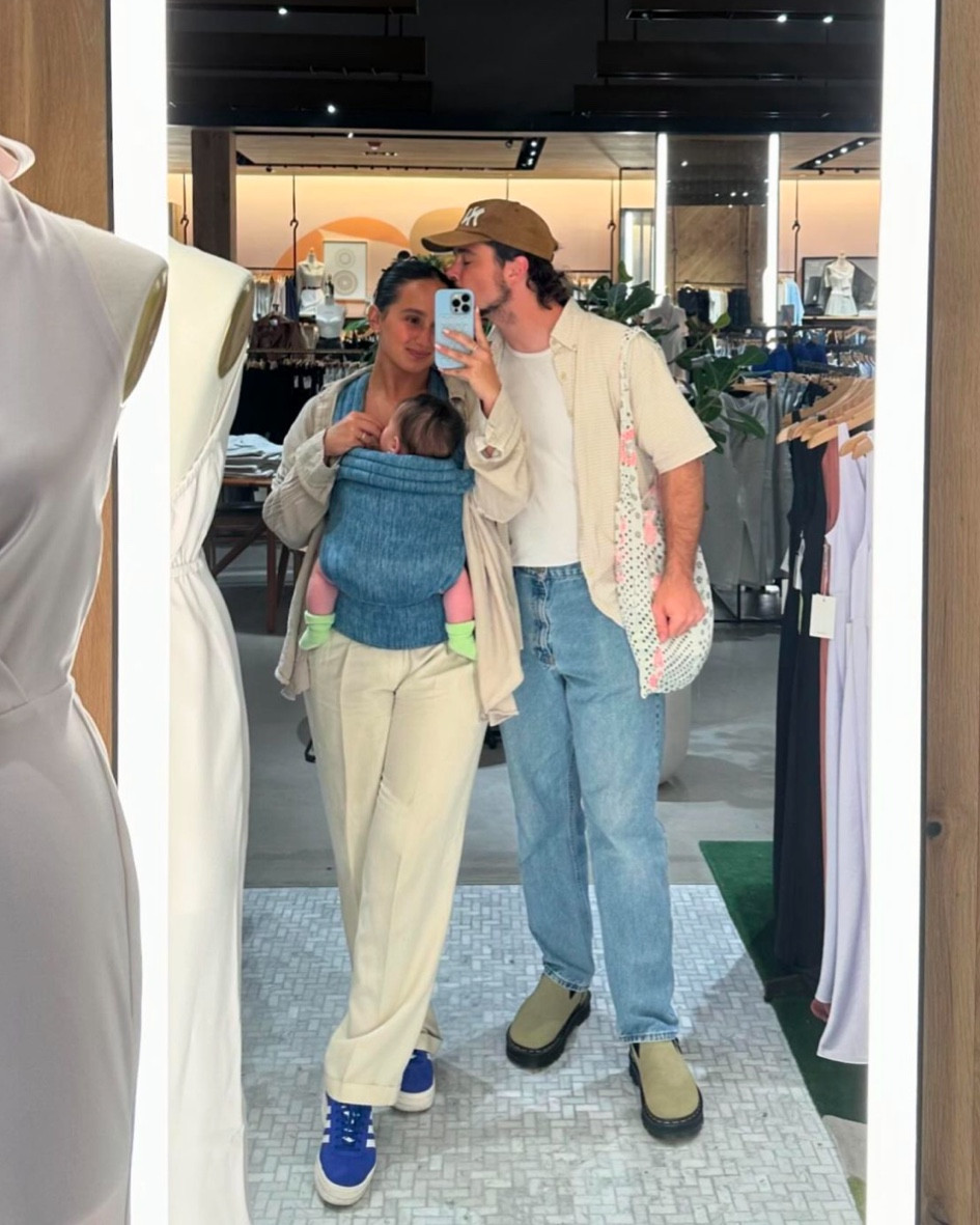 shopping day outfits with the fam!!!!! accidental matching days are our best days🤎🫶🏼🩵

spring outfit, mens outfit, baby carrier, trousers, linen button up, denim jeans 

#LTKfamily #LTKstyletip #LTKSeasonal