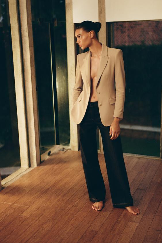 FITTED SHOULDER PAD BLAZER | Zara US