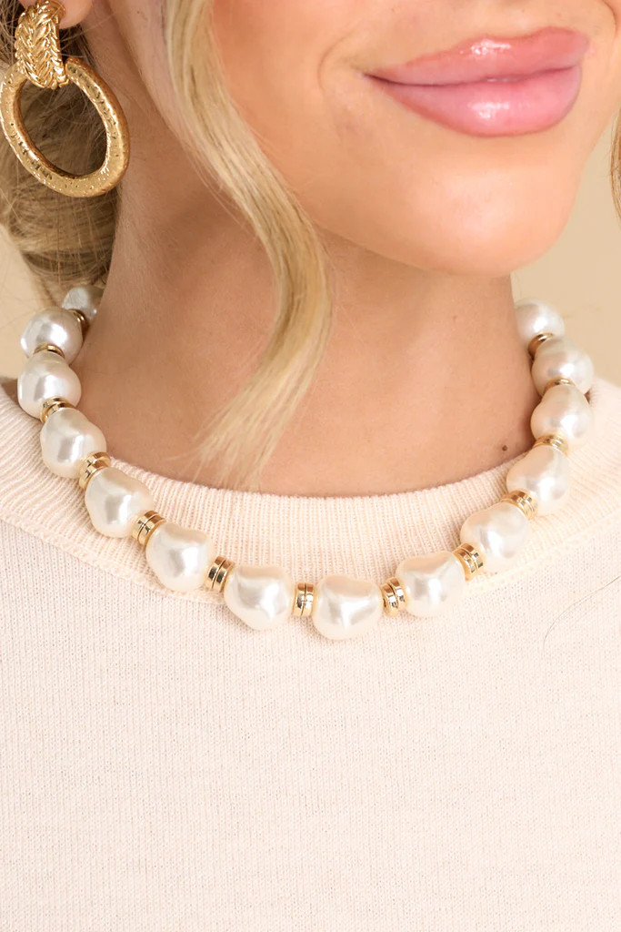 The New Classic Gold Pearl Necklace | Red Dress 