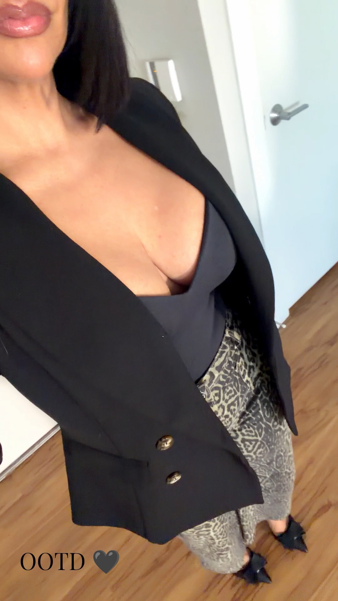 OOTD 🖤 Easy blazer x leopard jeans combo as a transitional late winter to early spring business casual outfit 

#LTKOver40 #LTKootd #LTKPetite