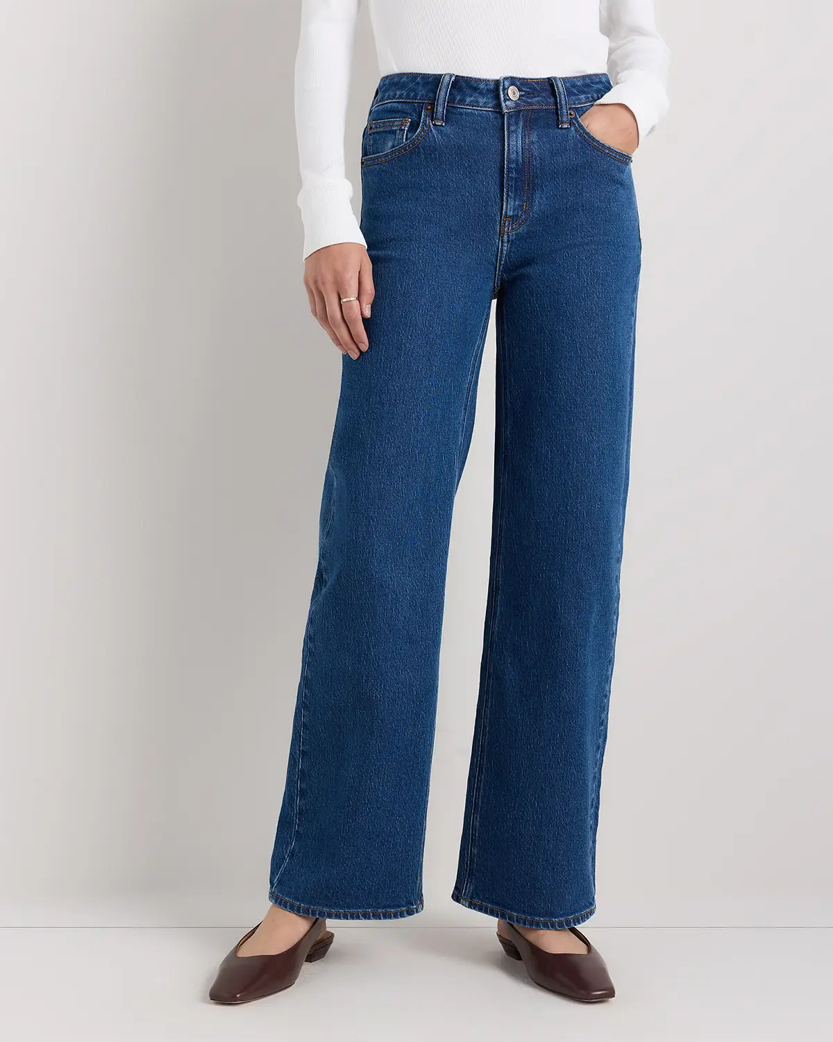 Bella Stretch Relaxed Straight Jeans | Quince