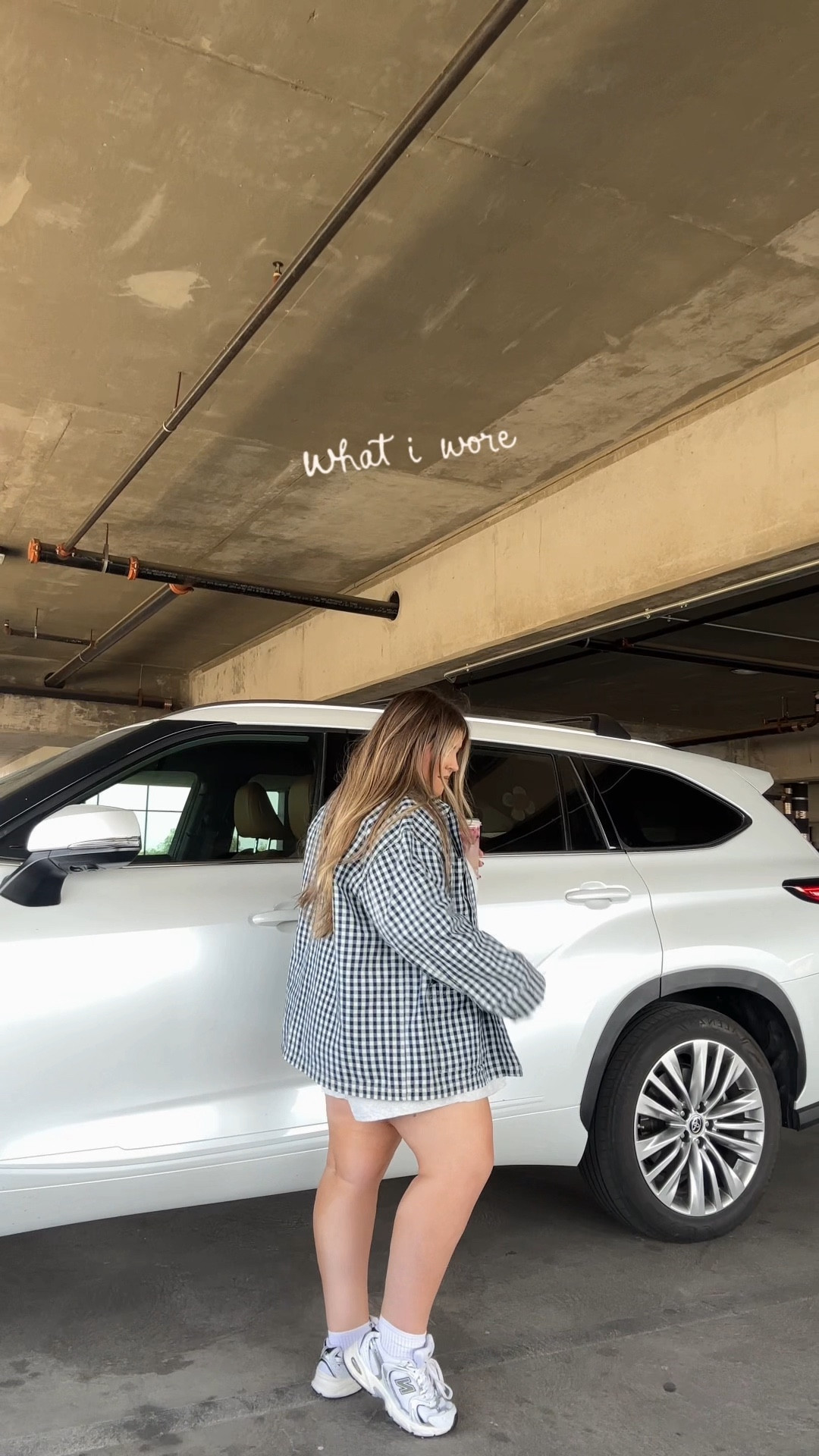 ootd ☁️👟🤍

#LTKMidsize #LTKootd