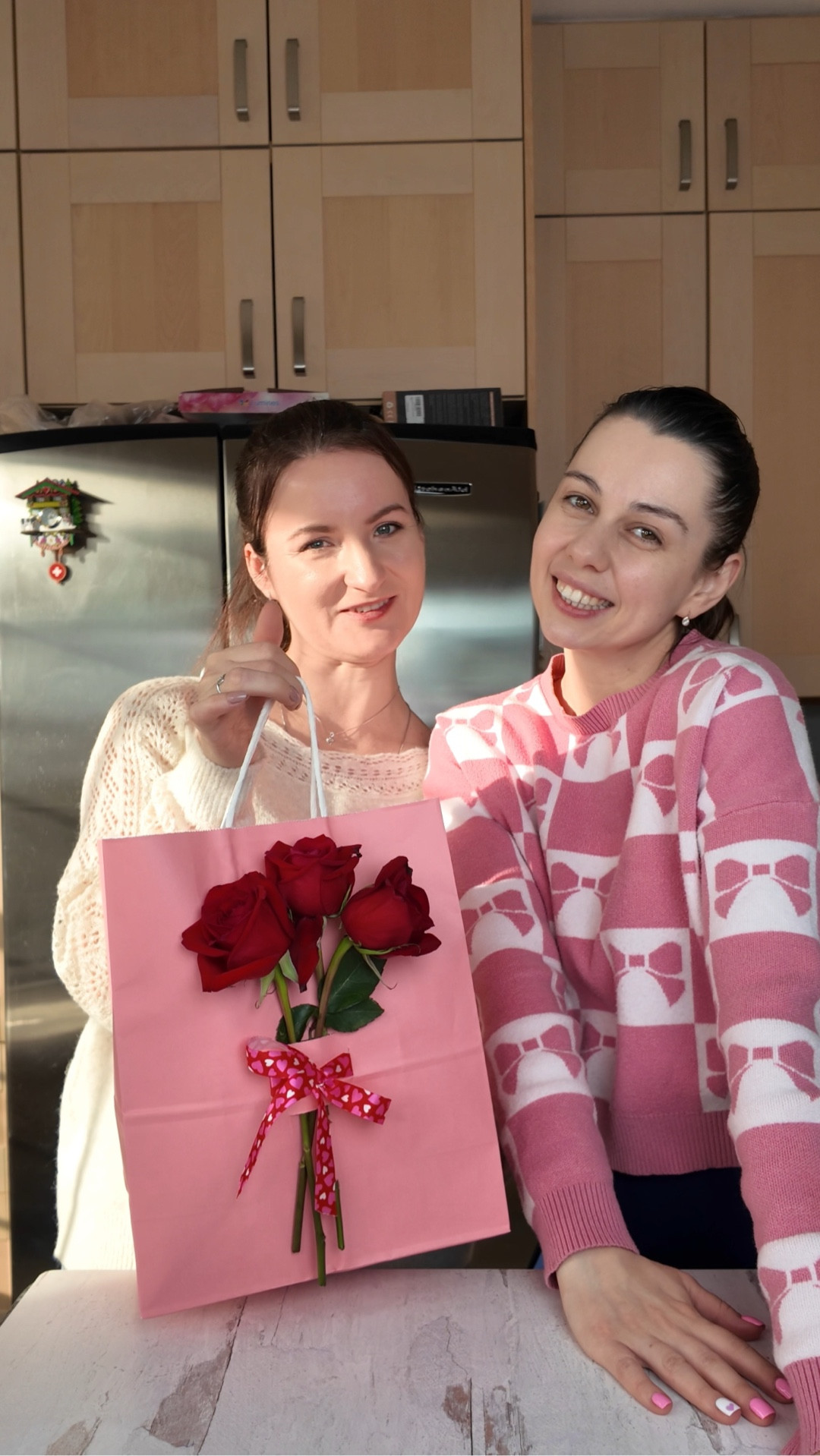 Our friend is a busy mom and didn’t have time to shop, so she asked us to find a birthday gift for her sister 🎁
All we knew:
💜 she loves purple
🌸 she loves flowers
✈️ she loves traveling
💰 budget: $100

So we challenged ourselves to put something together that feels thoughtful, personal, and beautiful…

And this is what we came up with ✨

We even added flowers to the gift bag to make the whole presentation feel extra special 🌹
Total: $75 (yes, under budget 👀)

She’s going to be so happy… and honestly, so are we 💛
We love creating gift ideas that make gifting easier for you

#LTKmomlife #LTKTravel #LTKSaleAlert