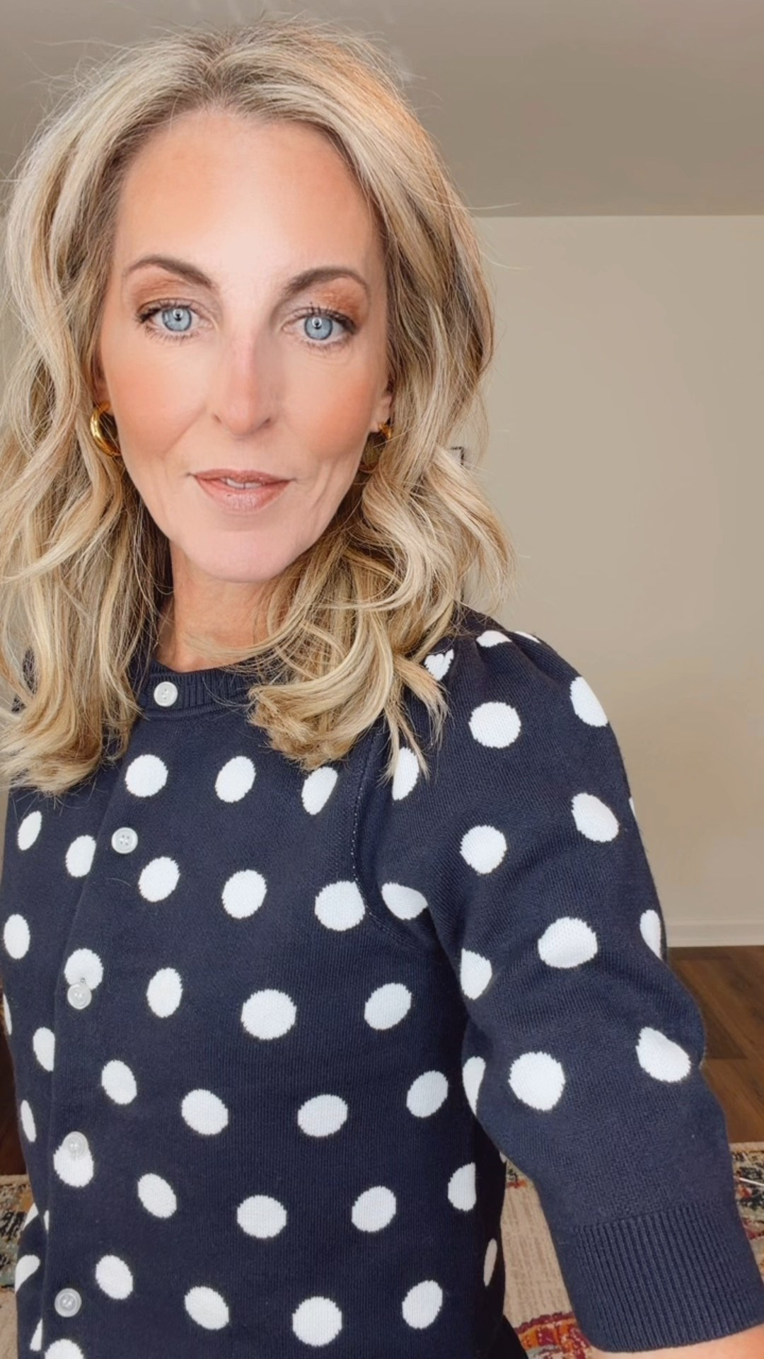 Free assembly bubble ham mini skirt is having a moment that were totally here for. Blending a tailored aesthetic with fun and playful hem. This skirt steals the show with its front pocket and flattering high waisted silhouette  under $25 wearing a size 0

#LTKFindsUnder50 #LTKWorkwear #LTKOver40