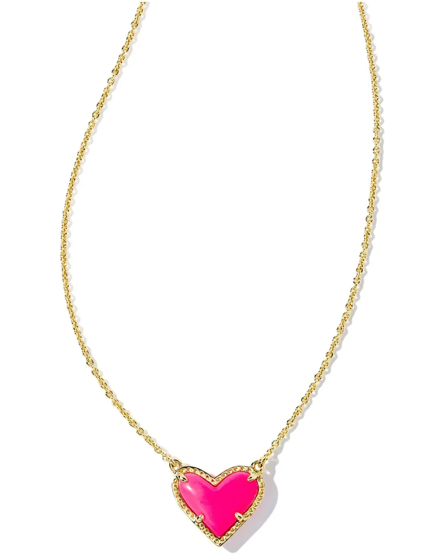 Ari Heart Short Pendant Necklace | Zappos