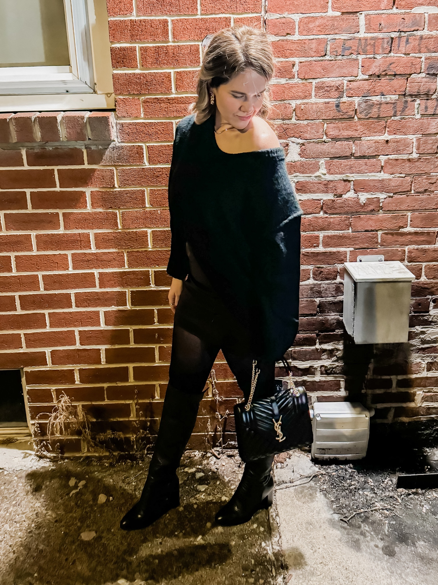 Piece together this high-low end look with me. 

Sweater- size down (even for oversized)
Skort- true to size
Coat- true to size

#LTKsalealert #LTKstyletip #LTKSeasonal