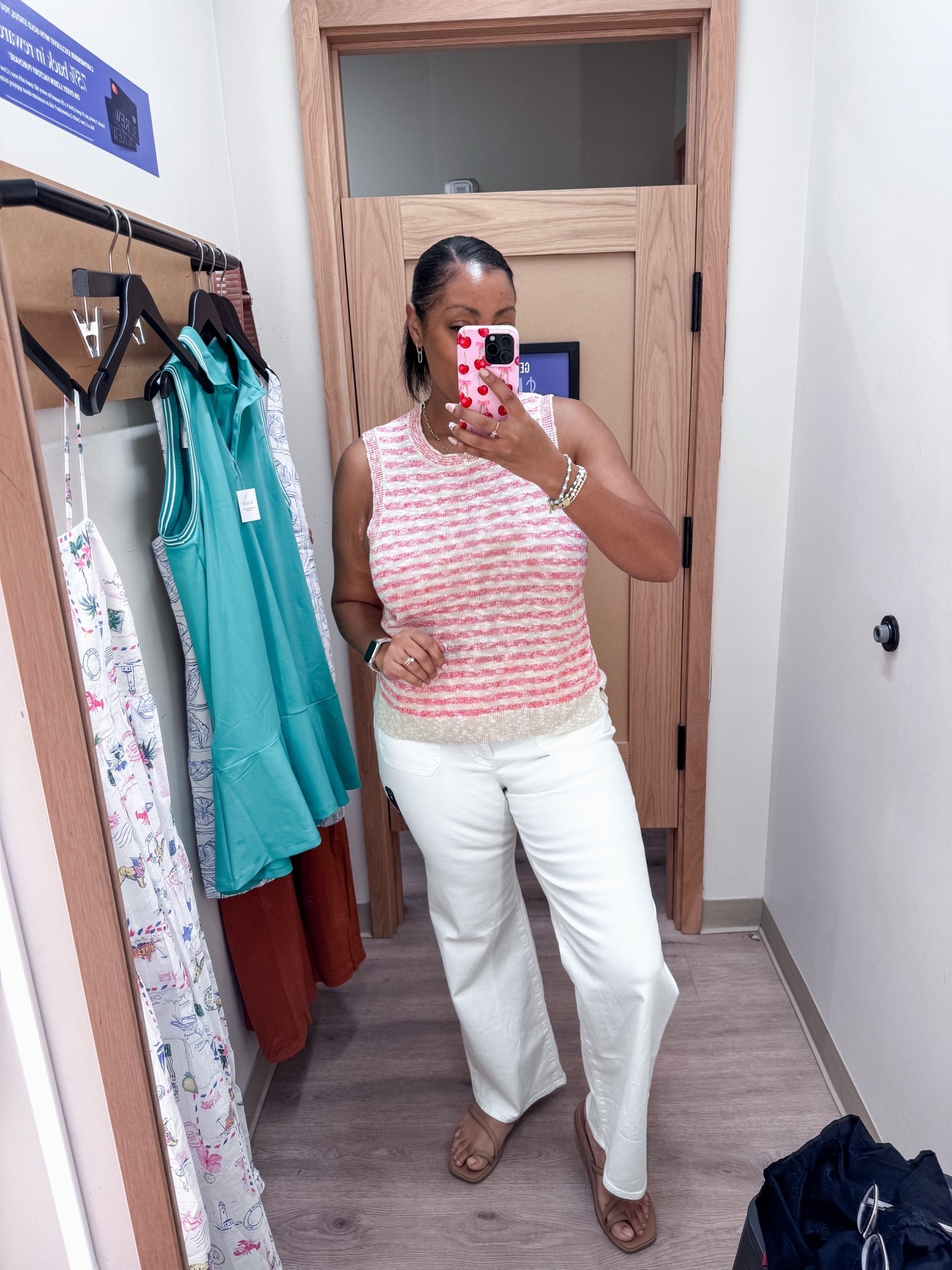 Cute summer outfit however the arm holes are a little too big for my liking. Wearing large in top and 32 in jeans.

#LTKootd #LTKSeasonal #LTKMidsize
