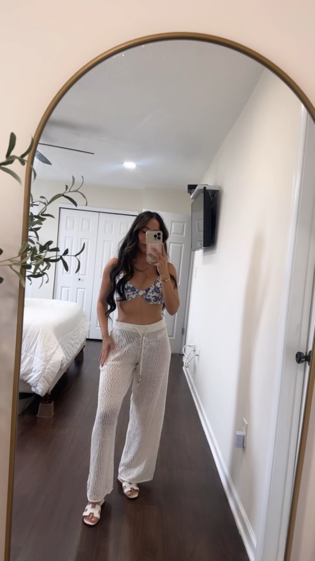 
Abercrombie haul: crochet style pants 
Sizing info⬇️
Top: Small
Bikini bottom: XS
Pants: XS/S

Use AFLTK for 25% off #abercrombiehaul #petitefashion #summerstyle 

#LTKSpringSale #LTKWatchNow #LTKStyleTip