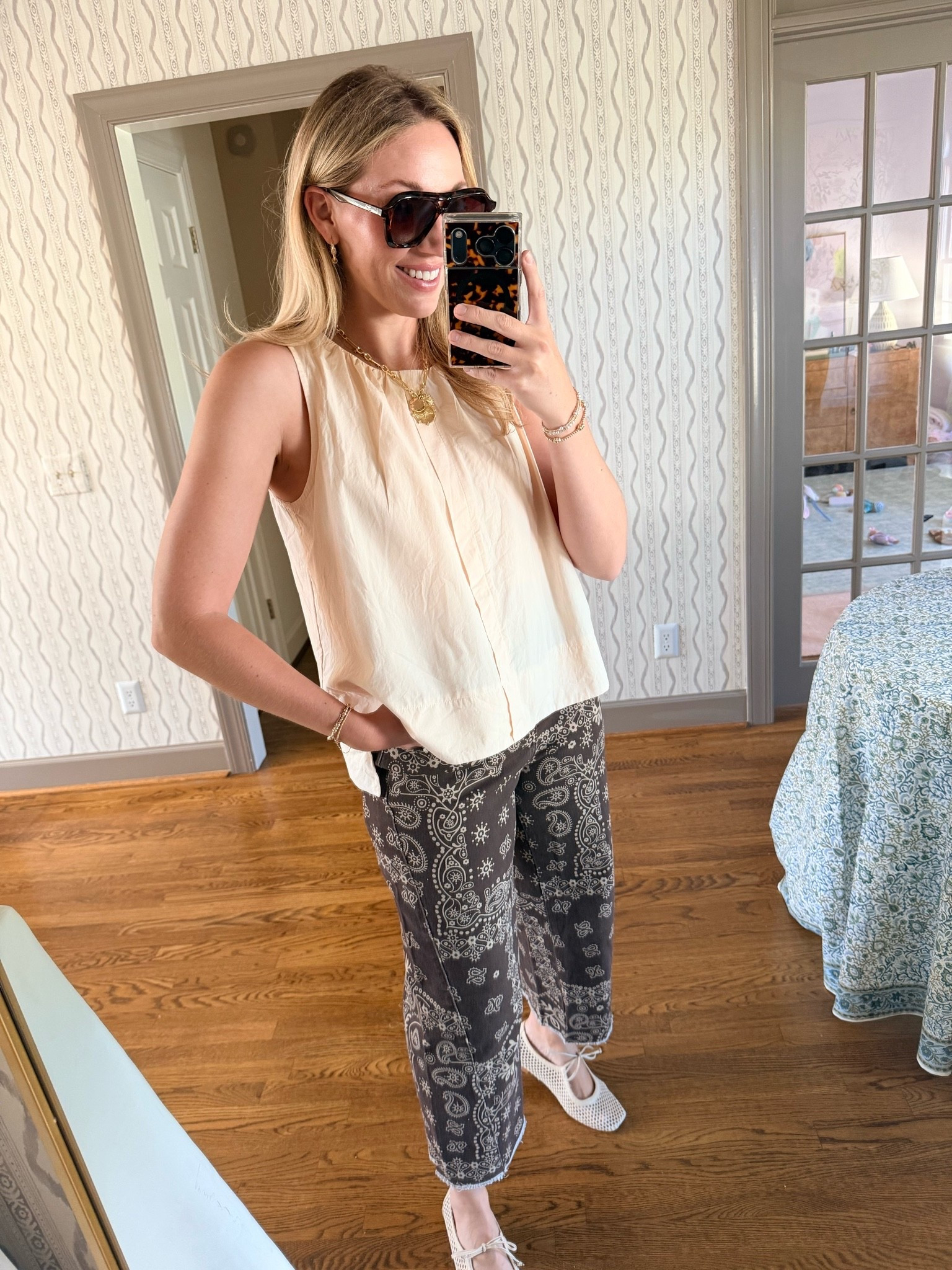 Amazon outfit of the day! These statement bandana jeans add the pop you need for fall! 

Wearing a Small in the jeans and small in the top. 

#TheSouthernSource #FallFashion #AmazonFashion

#LTKgrwm #LTKootd #LTKdayinmylife