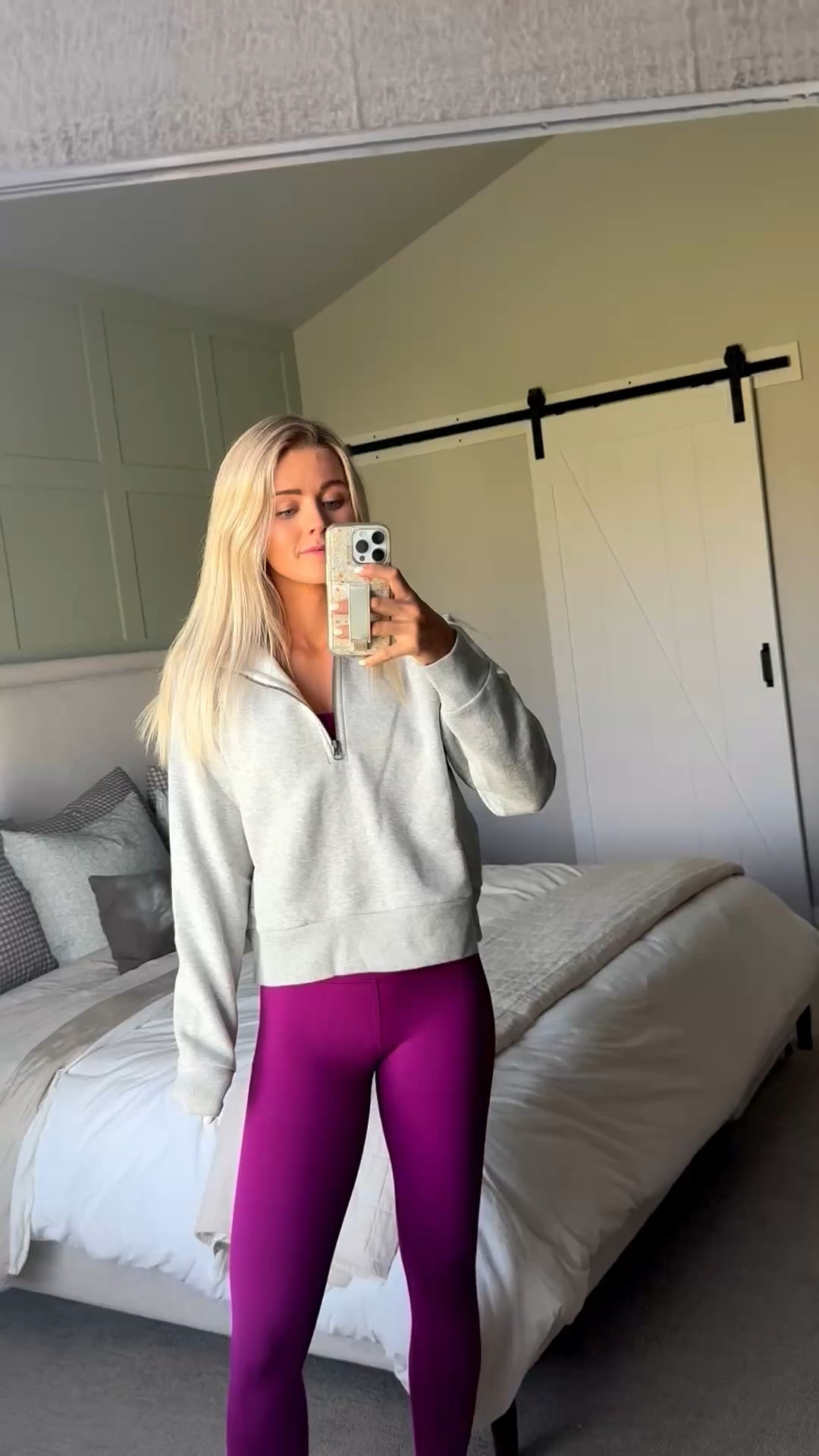 The perfect half zip hoodie that will go with everything! Perfect for fall 🤌🏼 @vuoriclothing #vuoripartner 

#LTKActive