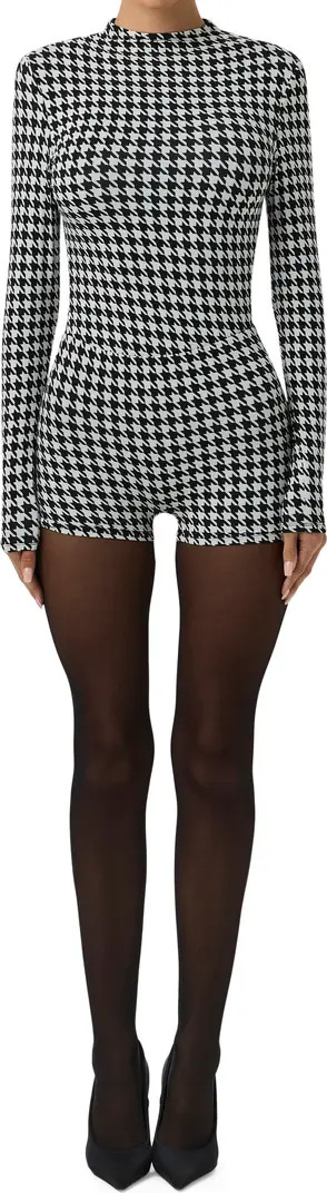 Naked Wardrobe Naked Houndstooth Check Hot Shorts | Nordstrom | Nordstrom