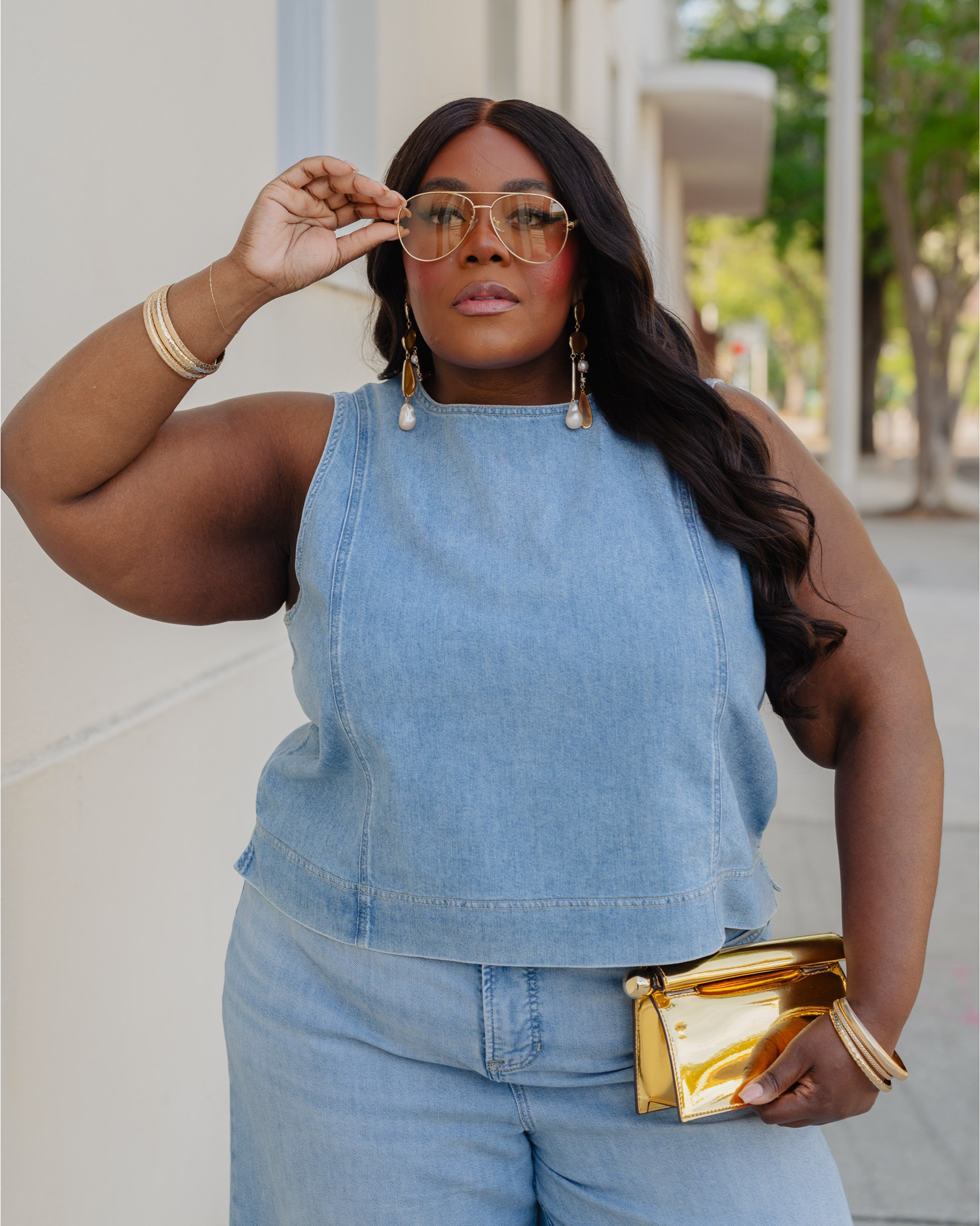 denim on denim - use code THAMARRXSPANX for 15% off plus free shipping on first orders 

Size 3X in everything - 5’4 for reference 
@Spanx @Quince 



#LTKBeauty #LTKSaleAlert #LTKPlusSize