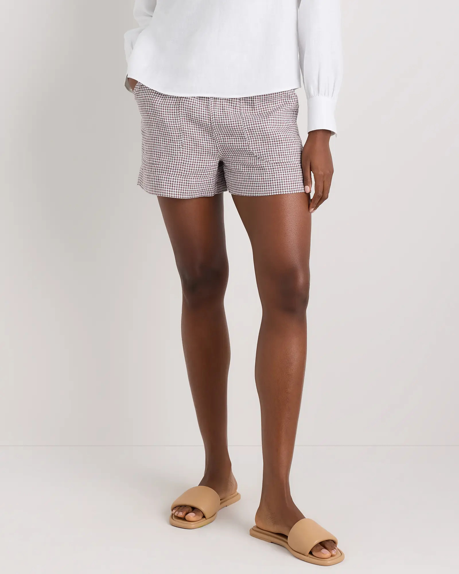 Women's 100% European Linen Shorts in Taupe Brown Gingham | Quince