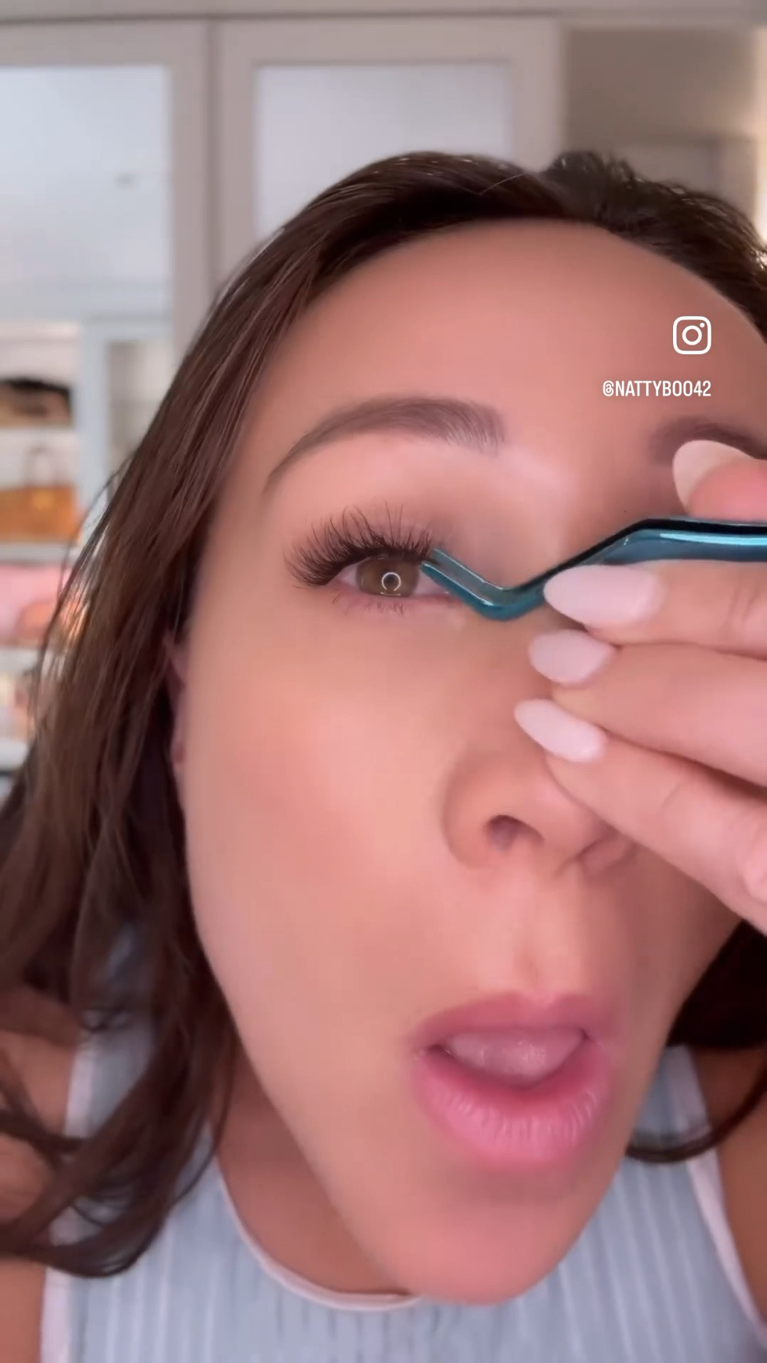 Easiest false lashes to apply on yourself! #kissproducts 