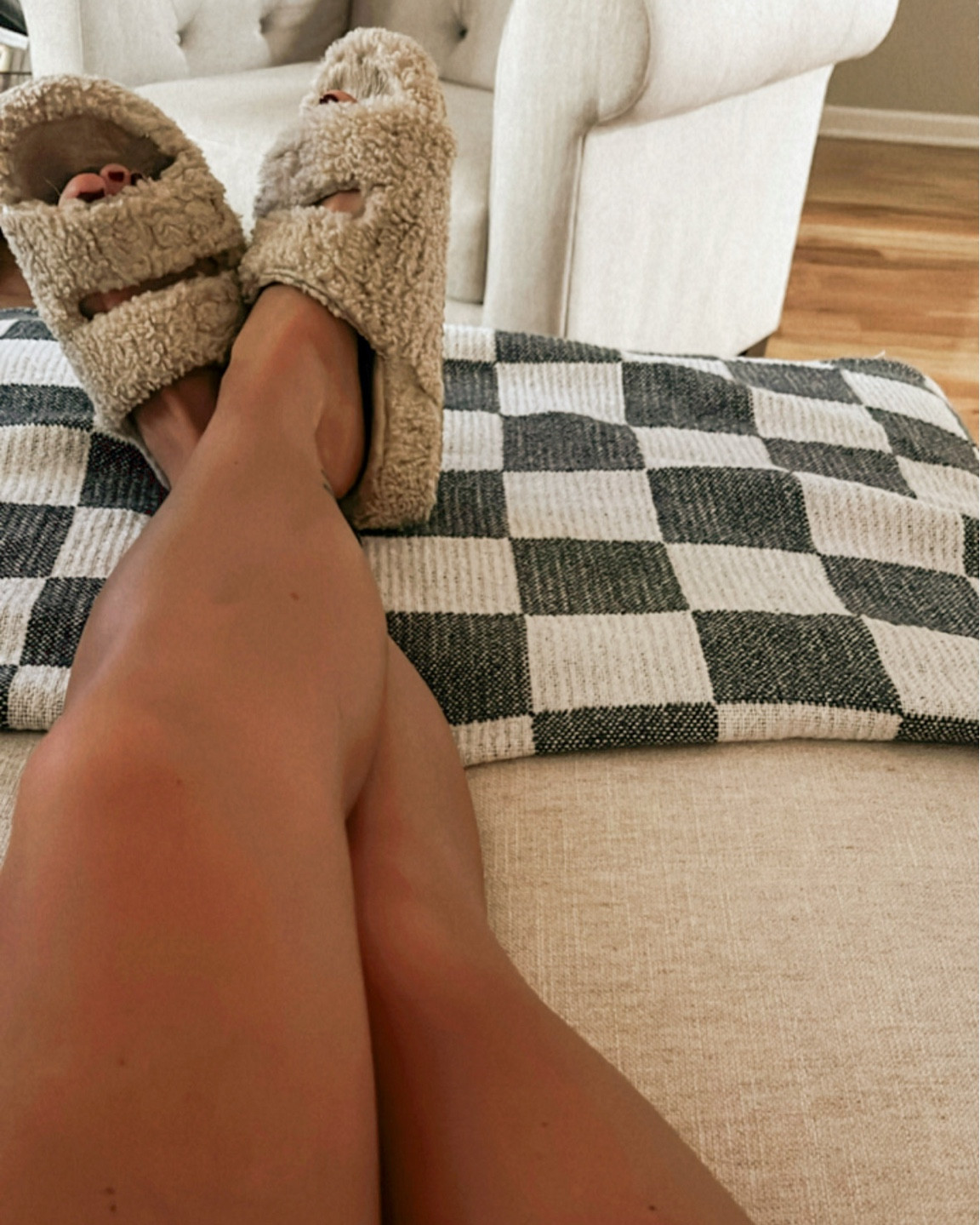 Target blanket 
Linked similar slippers 

#LTKfindsunder50 #LTKhome