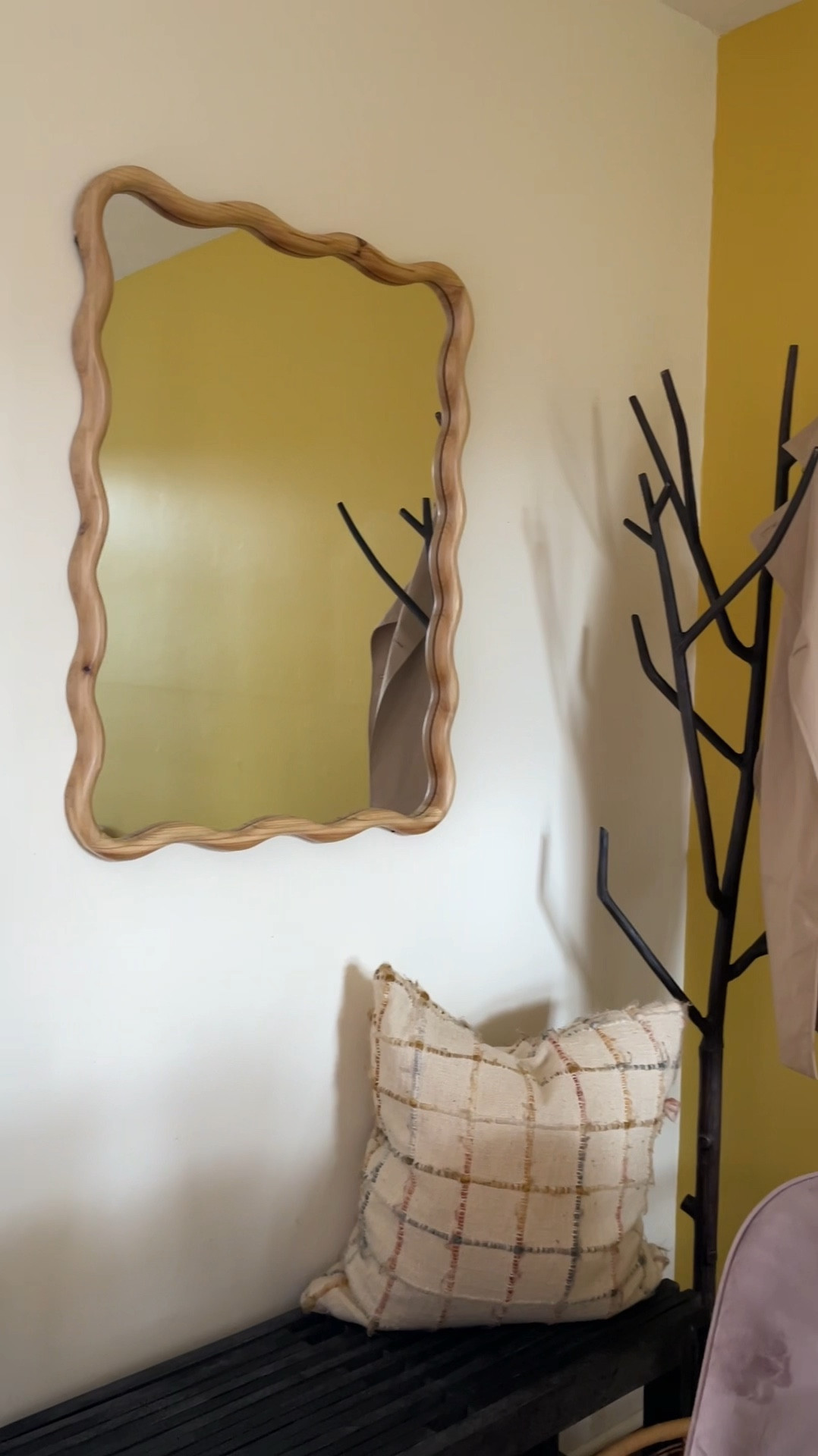 Wall decor ideas



#LTKVideo #LTKstyletip #LTKhome