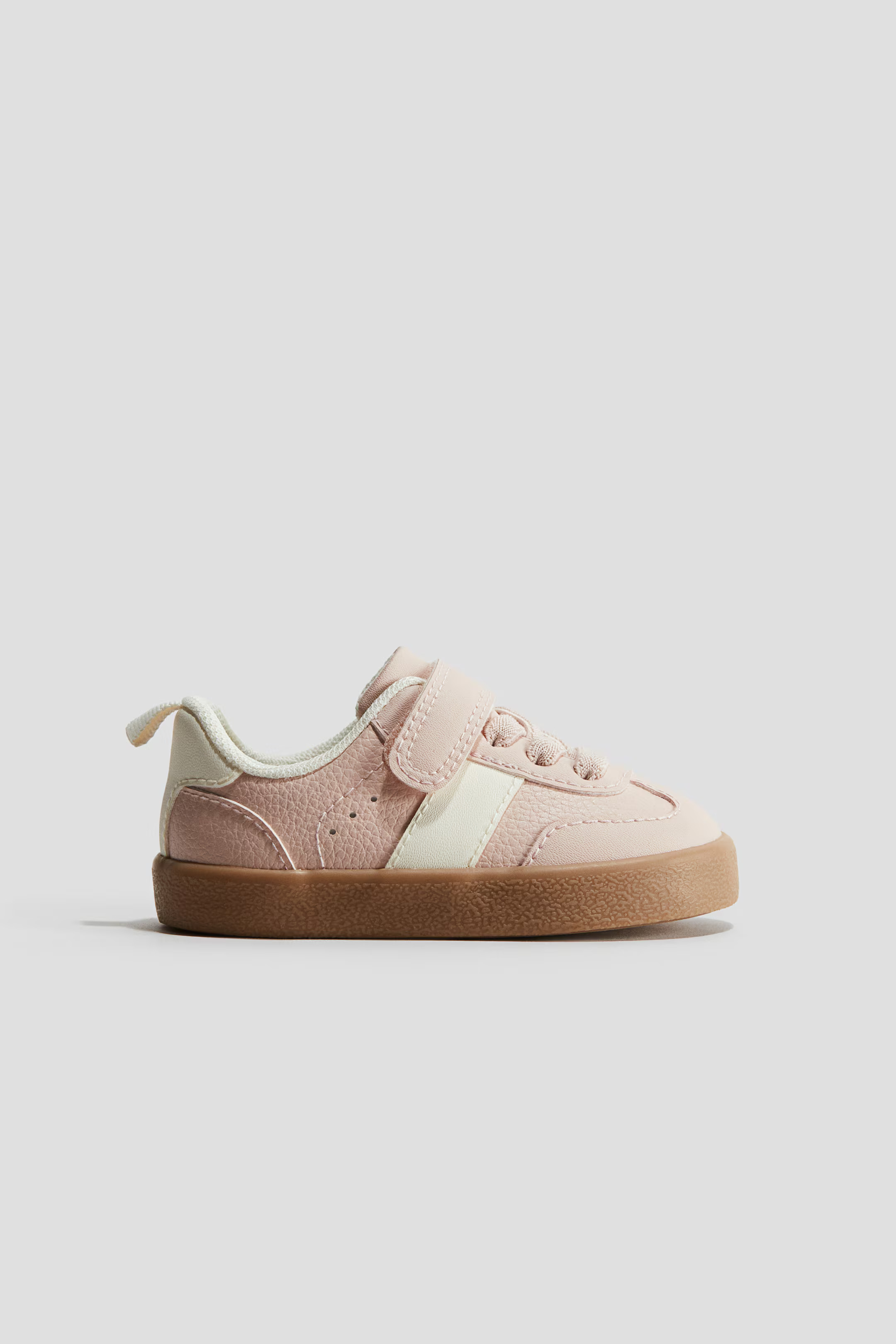 Sneakers | H&M (US + CA)