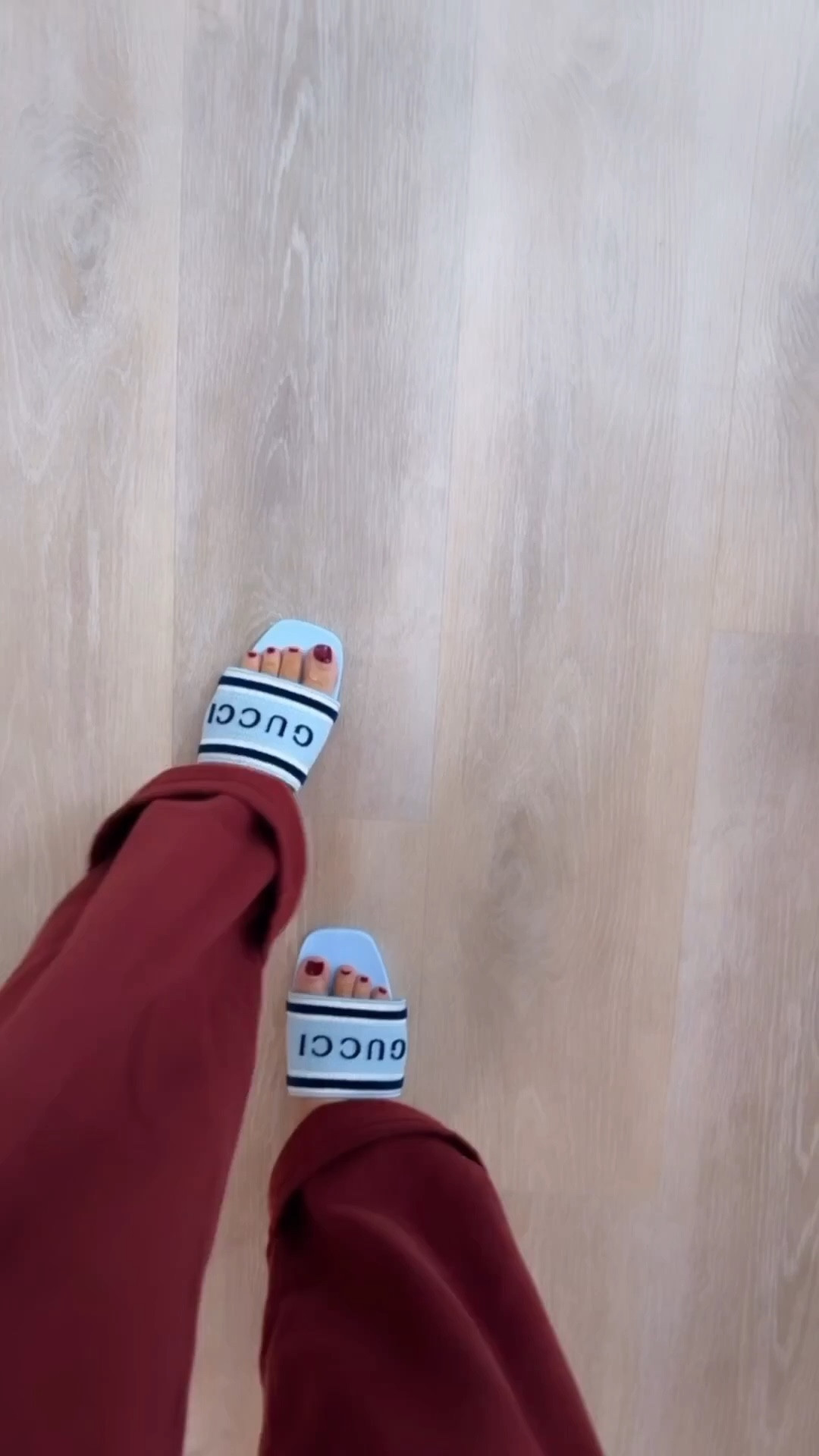 Omg even better in person! Finally a comfy slide from Gucci! 3 colors! Soft and flexible RUBBER sole! Higher arch and the most comfortable pair yet! Highly rec! 20/10🔥!

Gucci. Sandals. Blue. Spring break. Spring 2026. Slides. Designer. 

#LTKSeasonal #LTKootd #LTKTravel