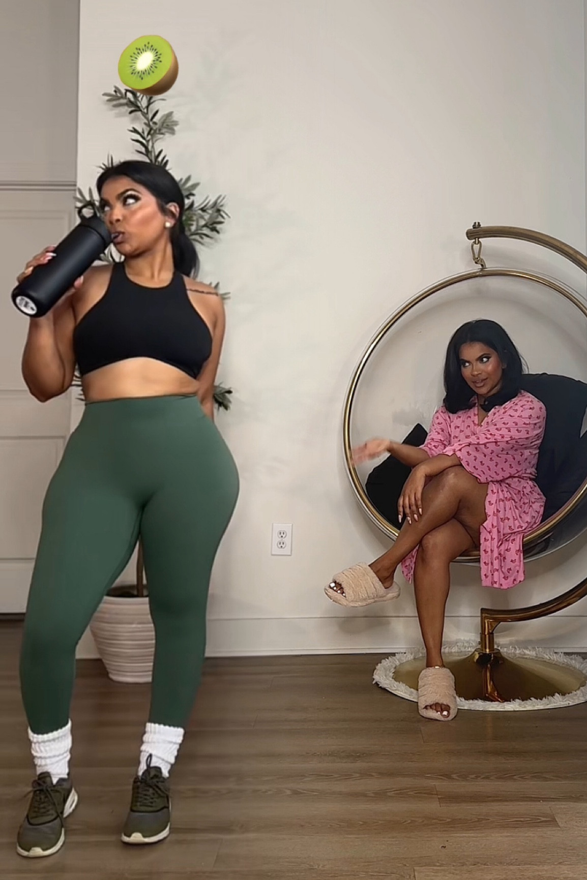 I’m sure this curve top is gonna sell out quick 🥝 use code KIKI to save 

#LTKStyleTip #LTKMidsize #LTKFitness