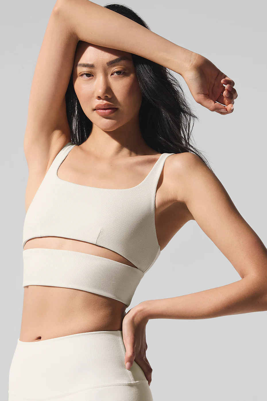 ALO | Slit Bra in Ivory White, Size: Medium | Alo Yoga (US)