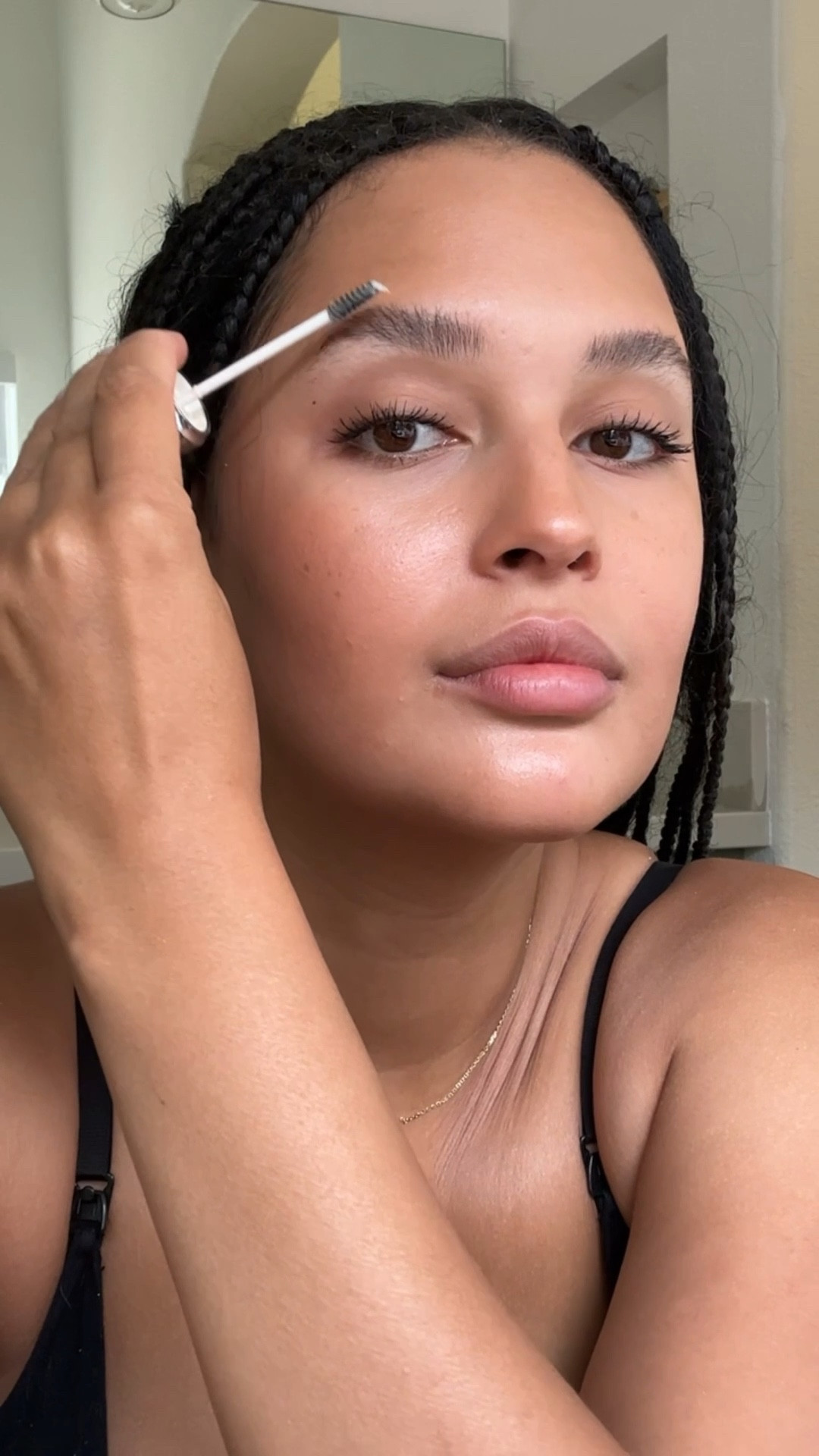 makeup for the gym 💫🤍🏋🏽‍♀️ this look is simple, breathable and sweat proof. My go to if I need to wear makeup to the gym! #simplemakeup #minimalmakeup #makeupproducts #makeuptutorial 

#LTKbeauty #LTKVideo