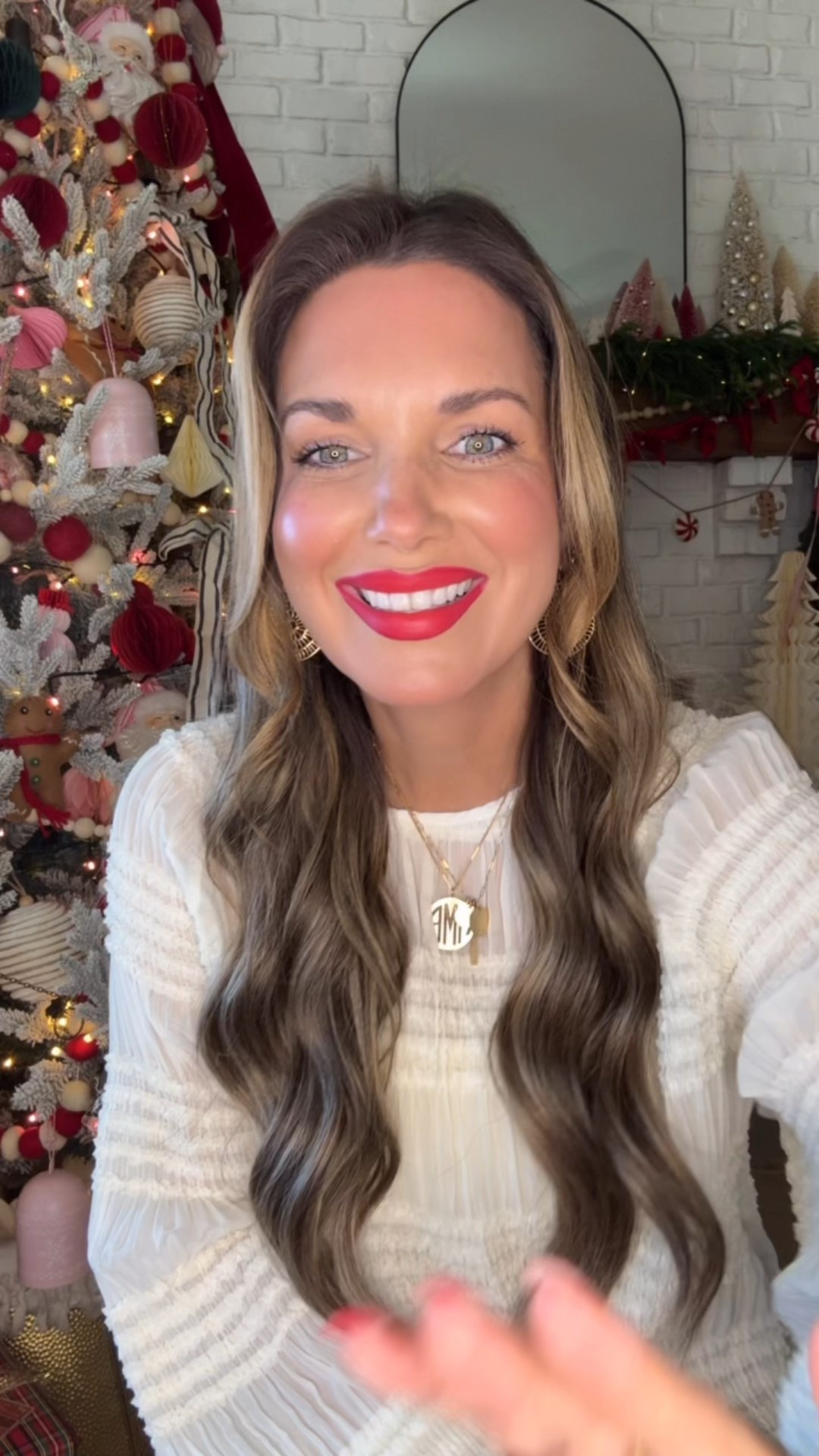 Practical gift idea for the entire family!! 
Everyone needs a good pair of jeans!!
These are some of our favorites. 
Clothes are always a great gift idea for teenagers!! 

#LTKmomlife #LTKFindsUnder100 #LTKGiftGuide