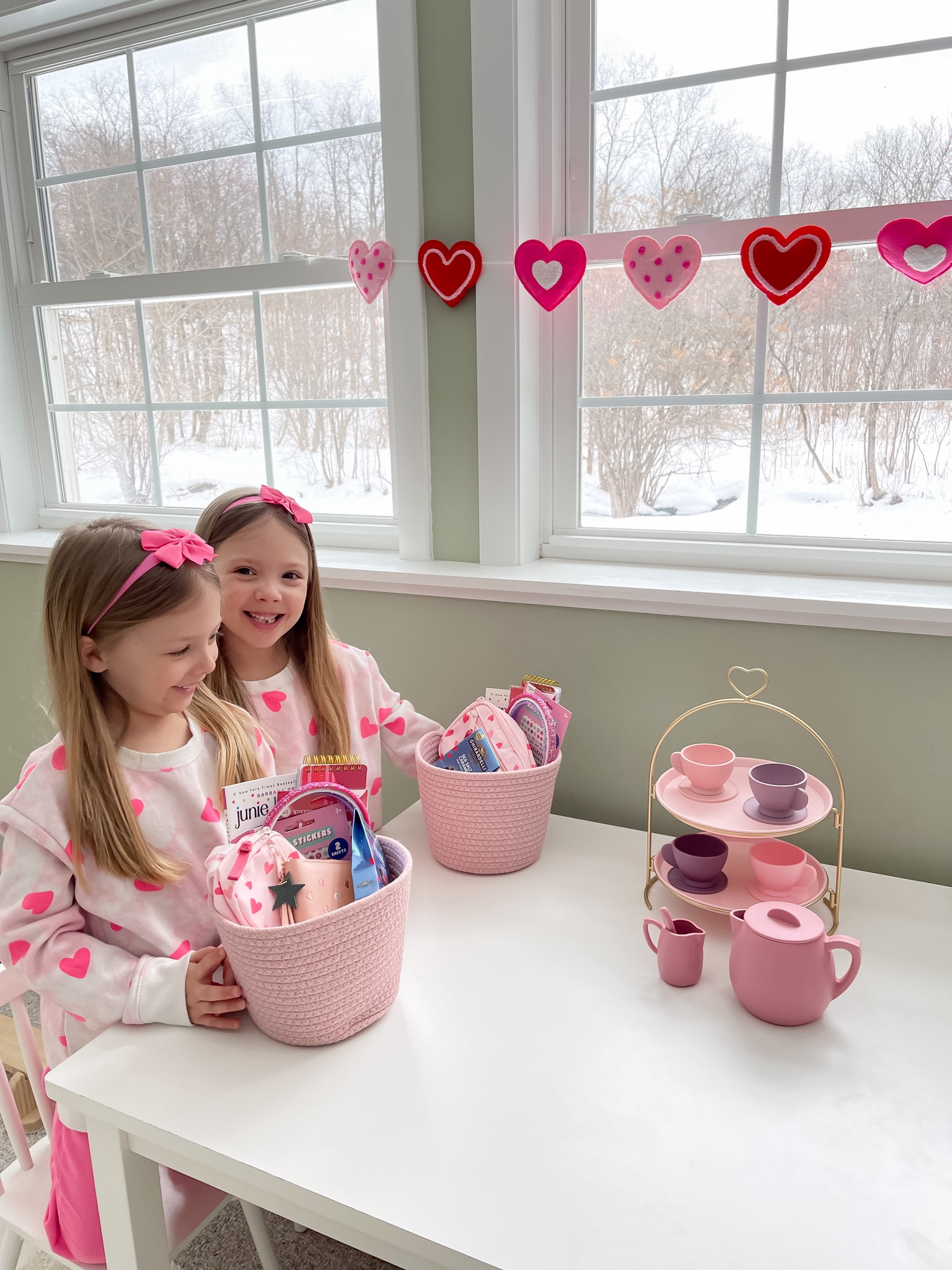 Valentine’s Day Love baskets and outfits 💕 Plus a cute silicone tea set!

#LTKkids #LTKSeasonal #LTKGiftGuide