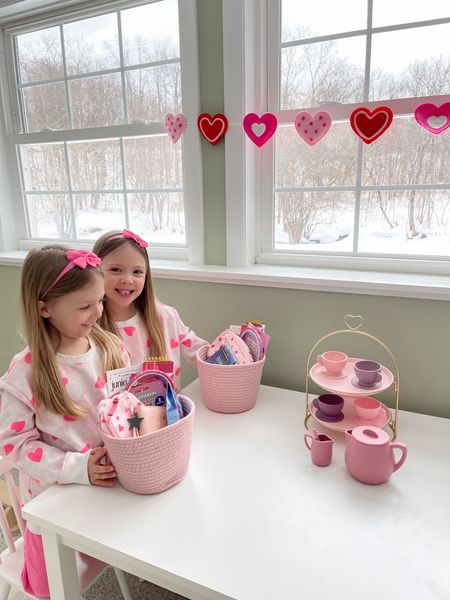 Valentine’s Day Love baskets and outfits 💕 Plus a cute silicone tea set!

#LTKkids #LTKSeasonal #LTKGiftGuide