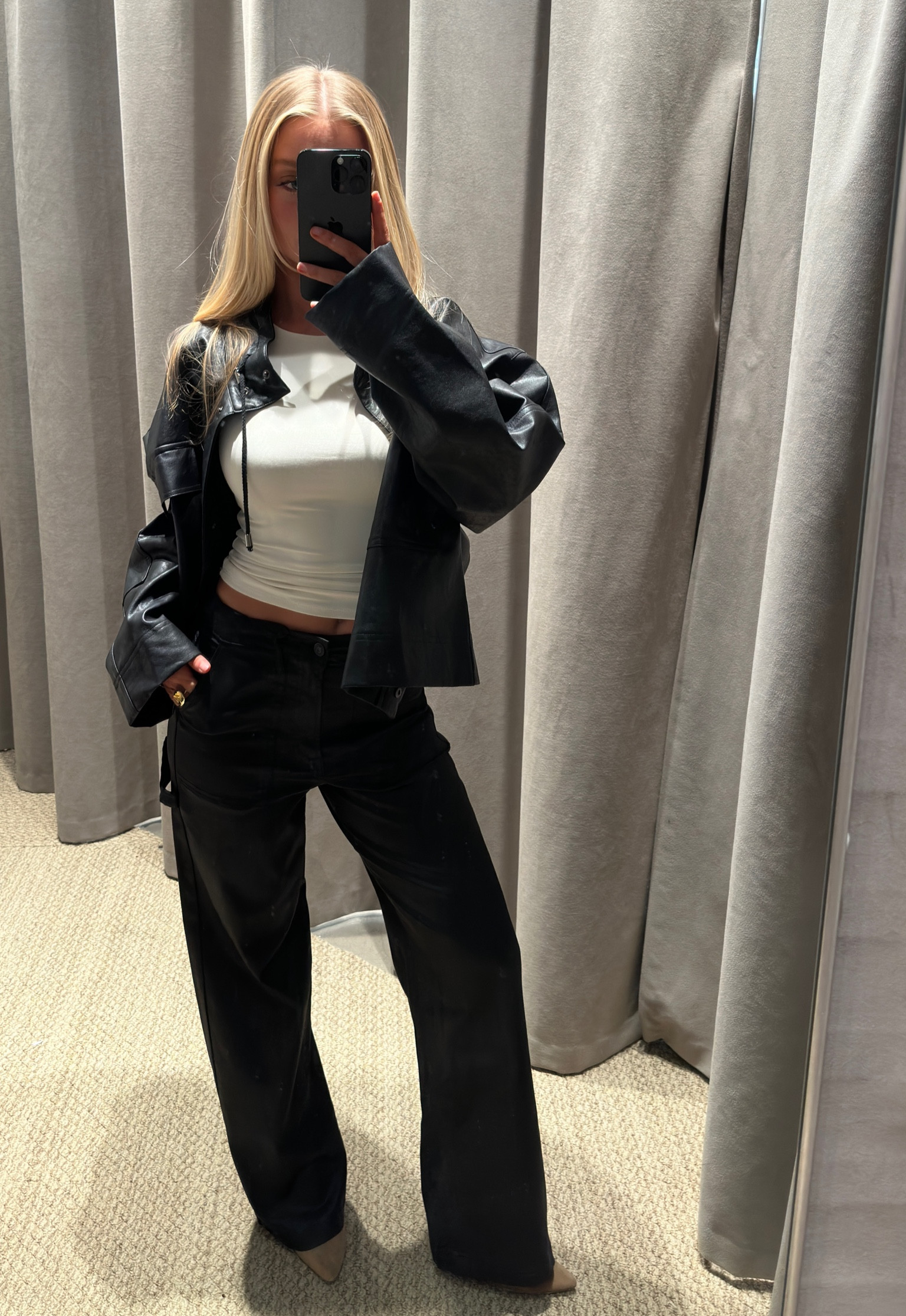 staple look #closetstaple #corewardrobe

#LTKsalealert #LTKstyletip #LTKSeasonal