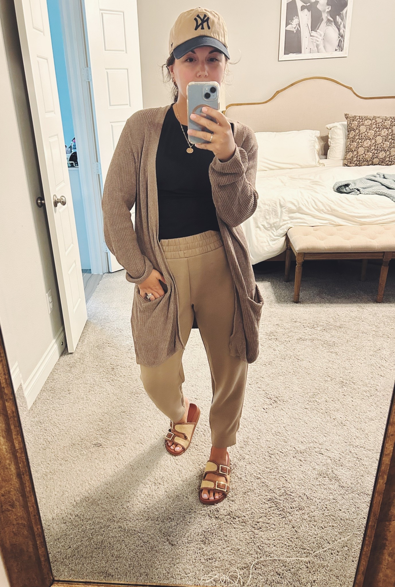 cozy and comfy for 📚club tonight #athleisure #oldnavy #camel #salealert #falloutfit #loungewear

#LTKFindsUnder50 #LTKSeasonal #LTKActive