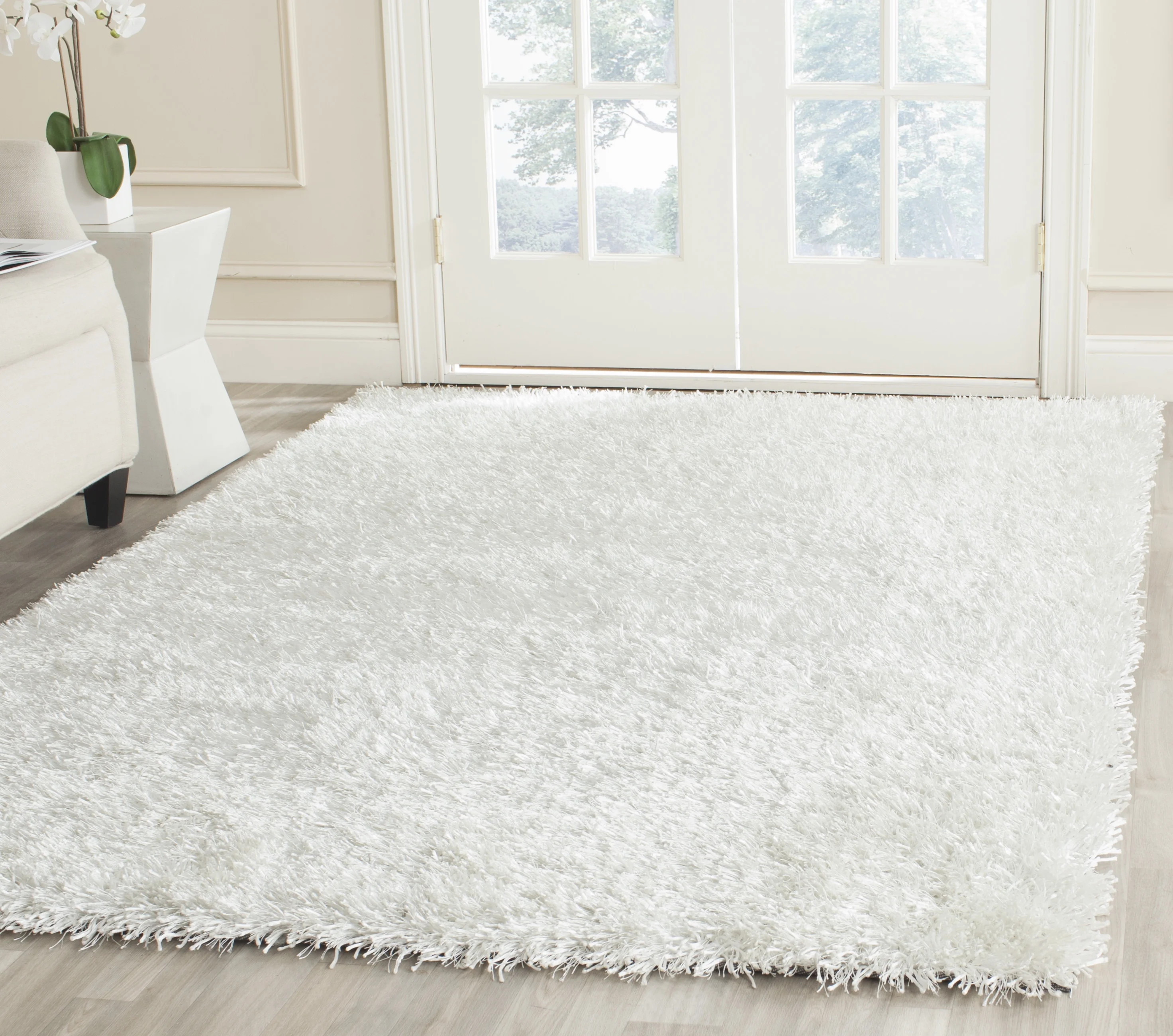 SAFAVIEH New Orleans Darius Solid Polyester Shag Area Rug, Off White, 3' x 5' | Walmart (US)