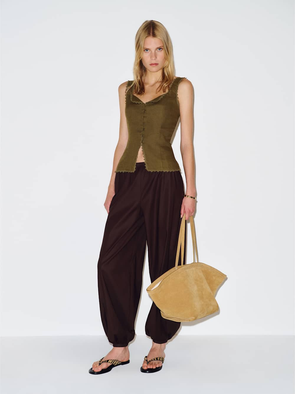 Viola Linen Top | Reformation (Global)