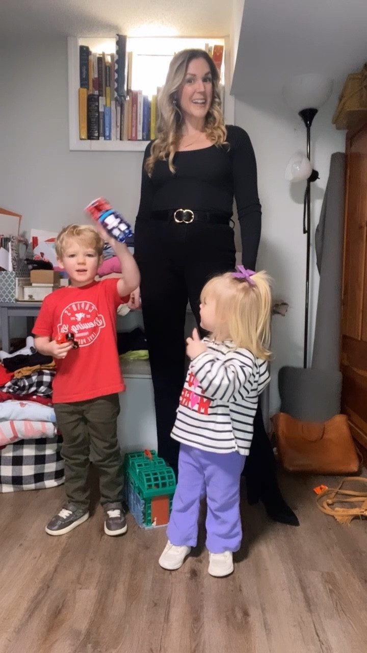 All black and gold for today’s OOTD with special guests ❤️

#LTKshoecrush #LTKfindsunder50 #LTKworkwear