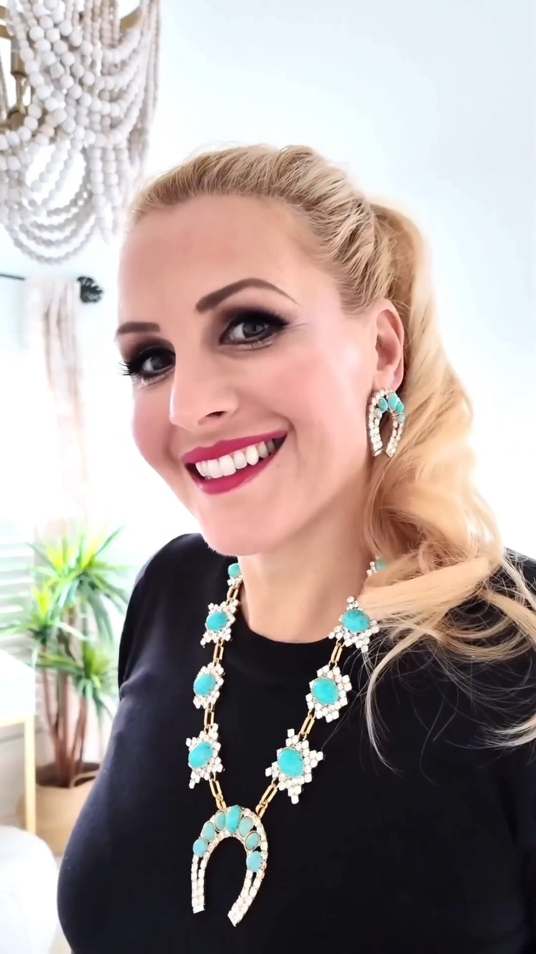 Check out these turquoise accessories I’m using to glam up my black suit for the fall season!

Blazer medium
Crewneck sweater medium 
Pants 32


Follow my LTK @jtstjtst11 on the @shop.LTK app to view this post and get my exclusive app-only content!

#LTKSeasonal #LTKOver40 #LTKSaleAlert #LTKTravel #LTKgrwm #LTKootd #LTKMidsize #LTKvlog #LTKU #LTKWorkwear