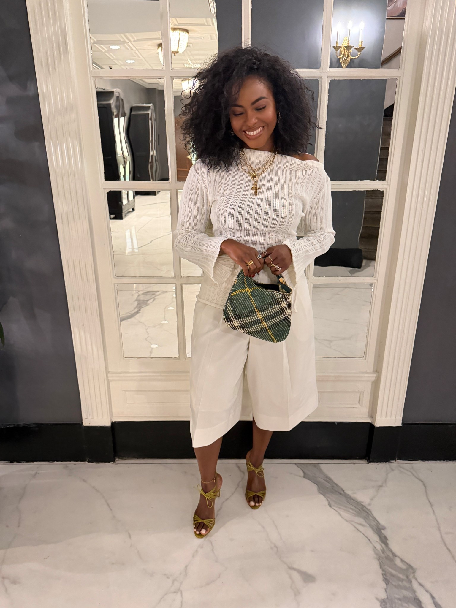 Top: 6
Bottoms: Medium 