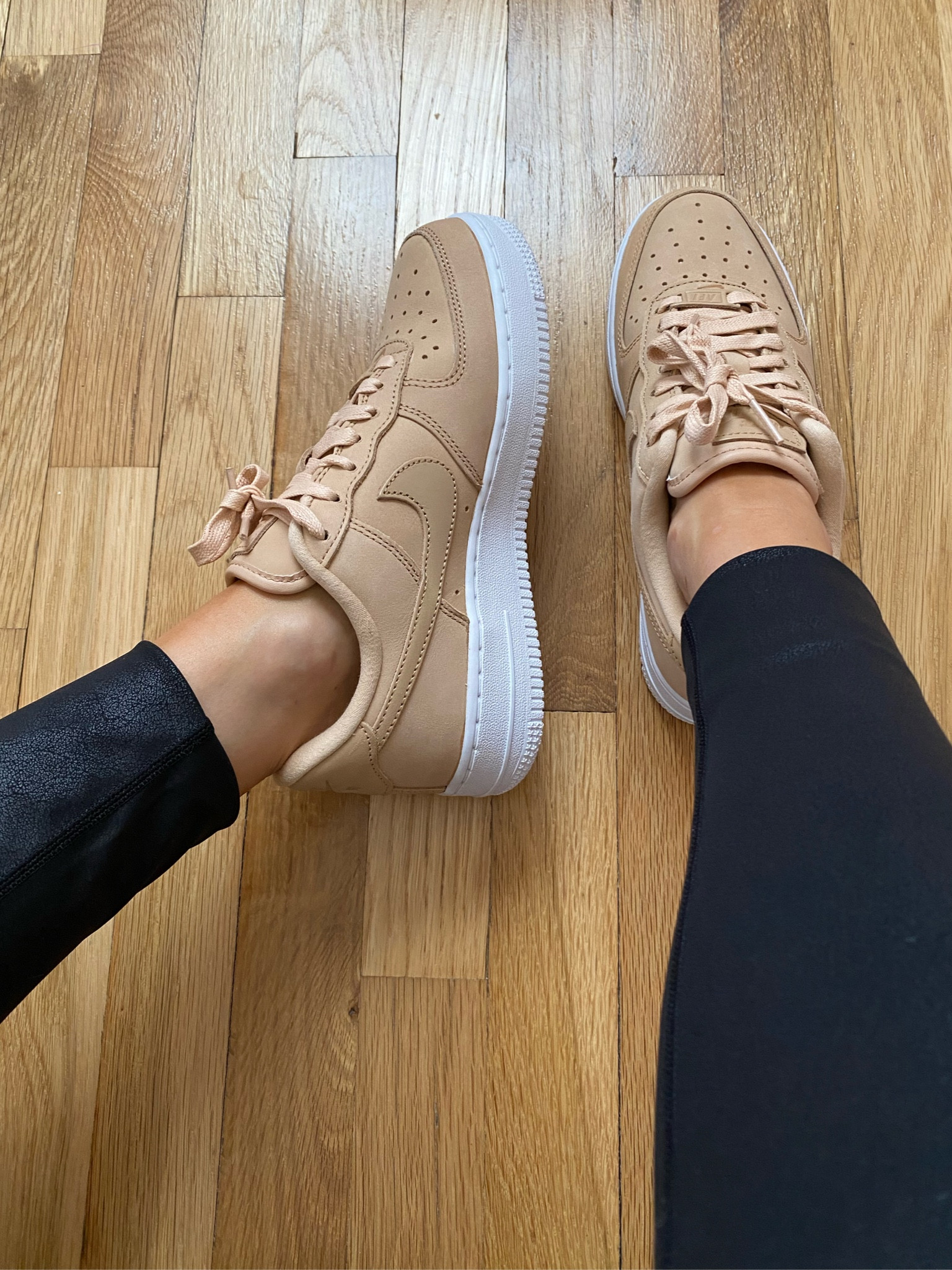 I’m in love 😍😍😍 Snag these Nike Air Force 1’s on Black Friday sale, they’re 25% off!!! And they are soooo good, definitely worth the price. The perfect neutral and comfortable too. 👌🏻#blackfriday #blackfridaynike #nike #airforce1 #nikesale #womensnikeshoes #shoegame

#LTKsalealert #LTKstyletip #LTKGiftGuide