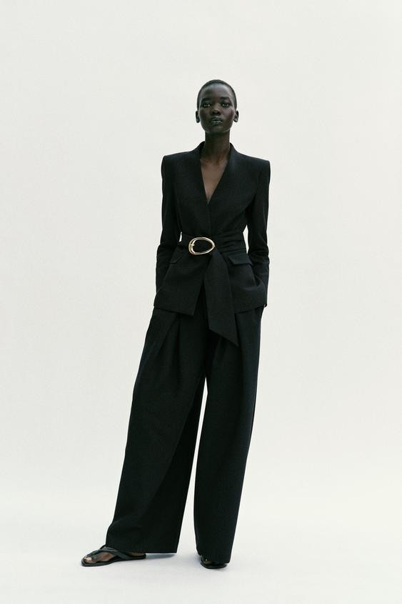 BLAZER WITH GOLDEN BUCKLE BELT SET | Zara UK