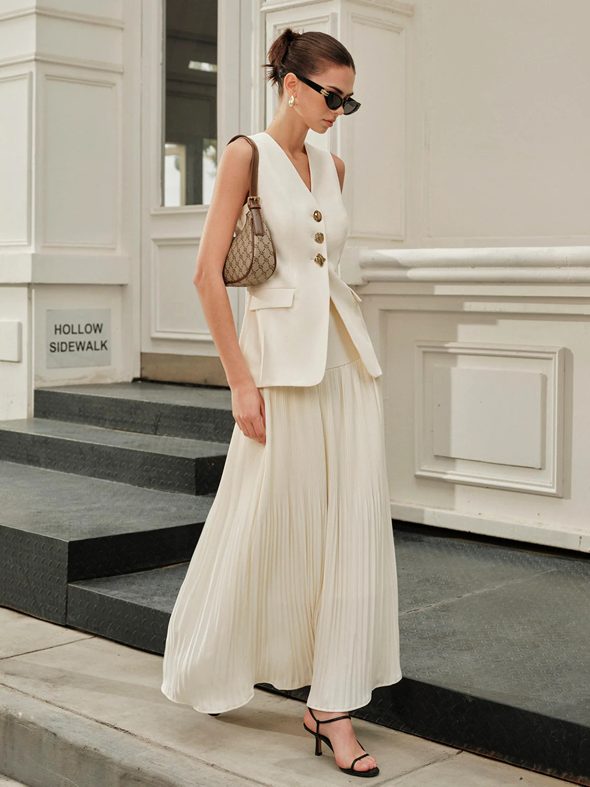 Decor Pockets Tailored Vest | Commense