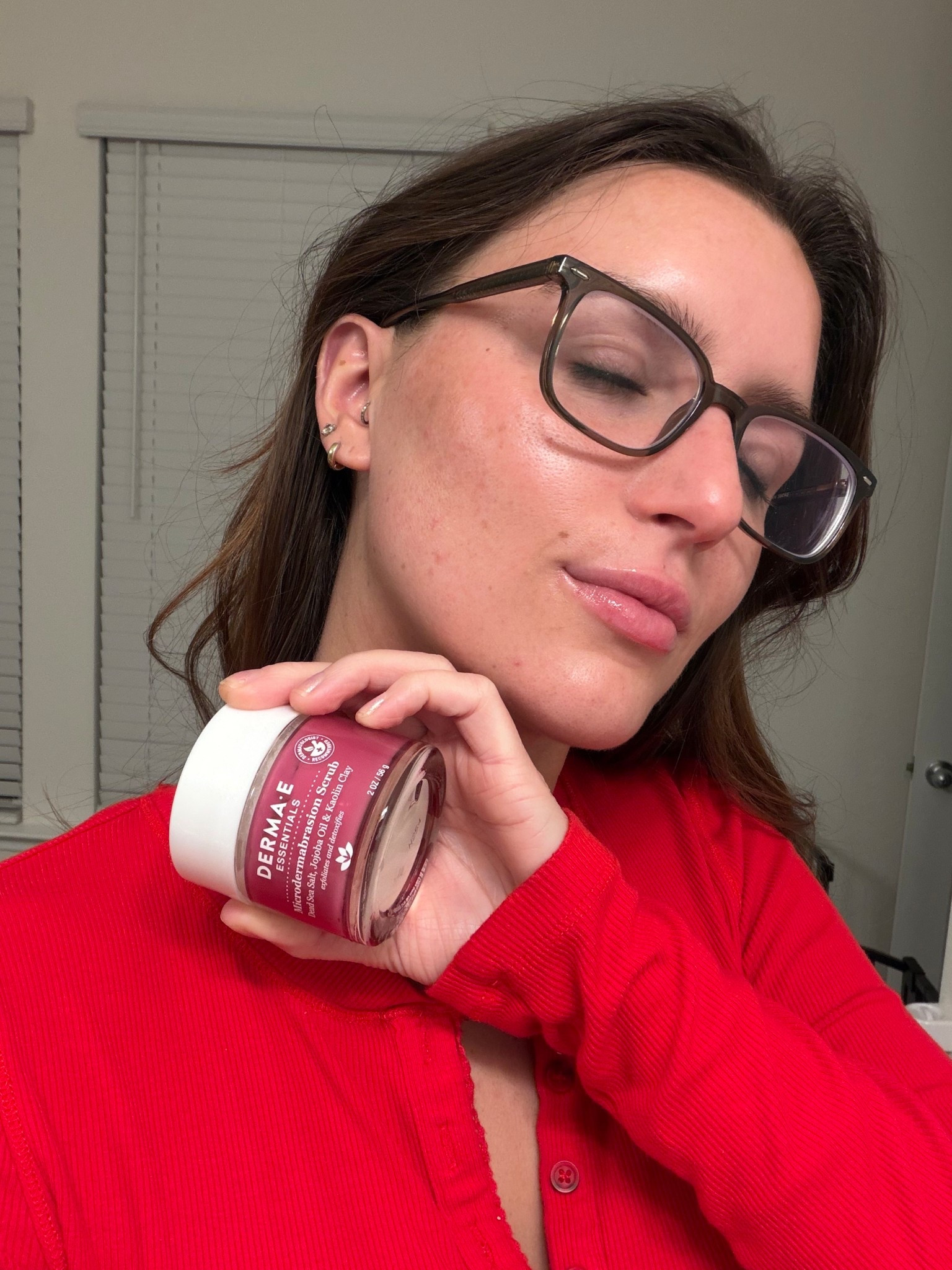 I asked for a dupe of the ZO skin polish and found this one! I can confirm it is almost identical to the ZO skin health one at a fraction of the price!! 10/10 and my skin feels and looks glowy and incredible!! #skincare 

#LTKmomlife #LTKBeauty #LTKselfcare