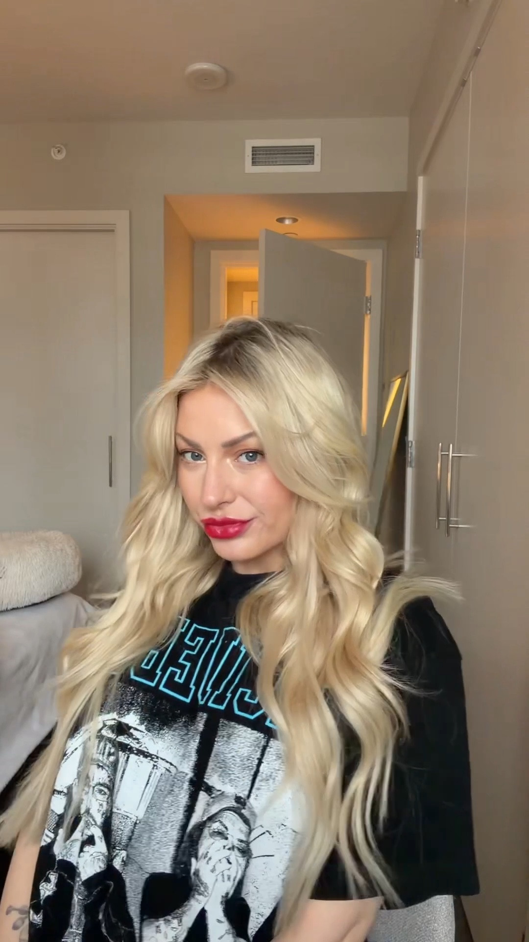 holiday make up tutorial 💋

#LTKBeauty #LTKHoliday #LTKgrwm