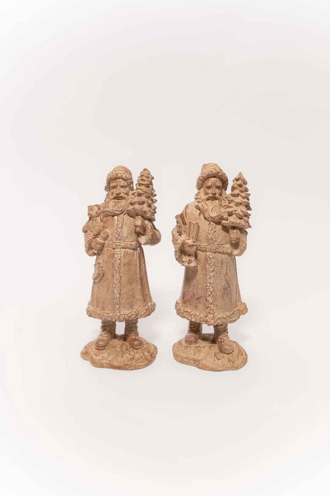 Wood Santa Figurine | THELIFESTYLEDCO
