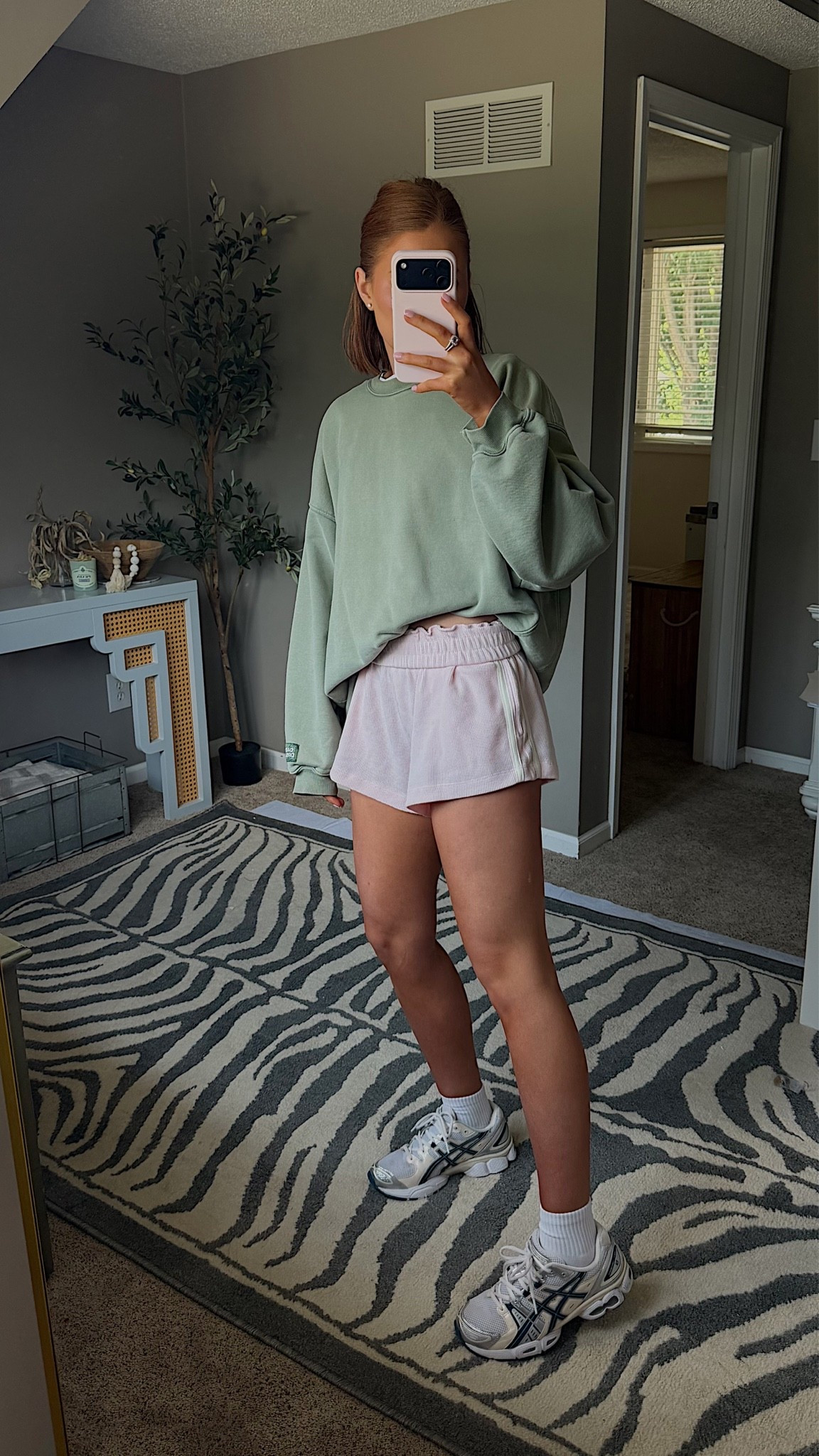 Wearing XS/S!