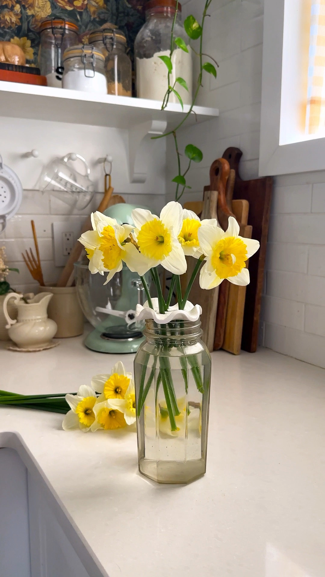 DIY flower frog 🌼🐸 #diy #crafts #spring

#LTKSeasonal #LTKHome