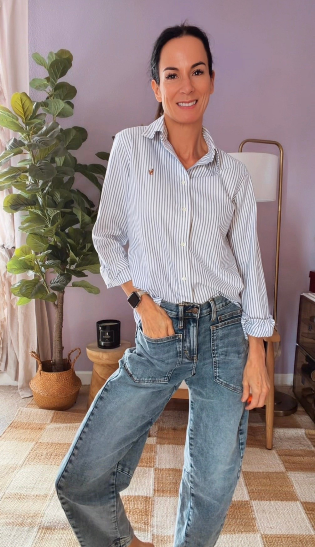 Classic. Cool. *Effortlessly elevated.*✨
The perfect slouchy denim paired with a crisp striped polo button-up is proof that wardrobe staples don’t have to be boring. This combo gives you polished, relaxed, and timeless all in the same breath.

Whether you’re running errands or grabbing a late lunch, this look does it all—and does it well.

#ootd #wardrobestaples #slouchydenim #effortlessstyle #NicoleColeeStyle 



#LTKgrwm #LTKHoliday #LTKootd