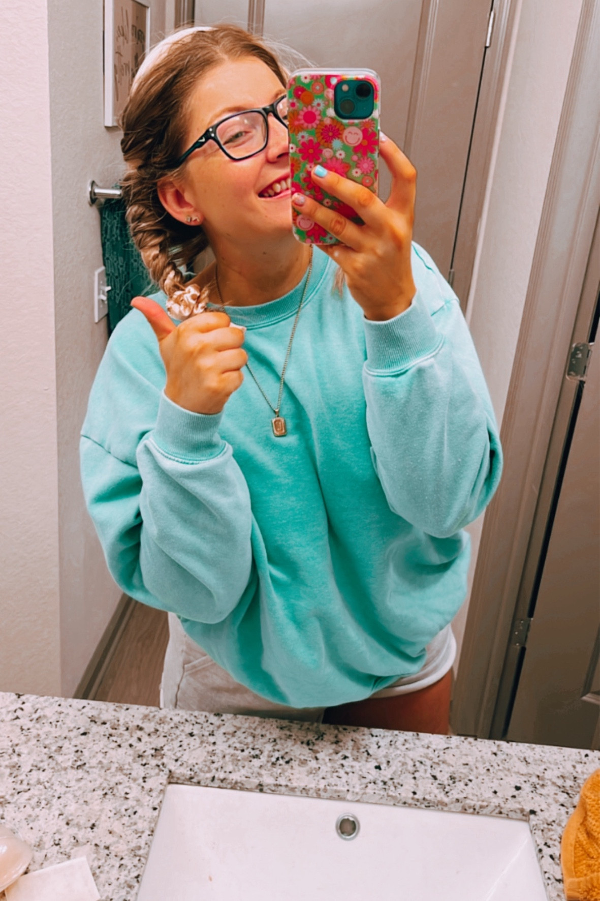 I’m LOVING heatless curls omg. 💗🎀🫶🏼

#LTKBeauty #LTKFindsUnder50 #LTKSaleAlert