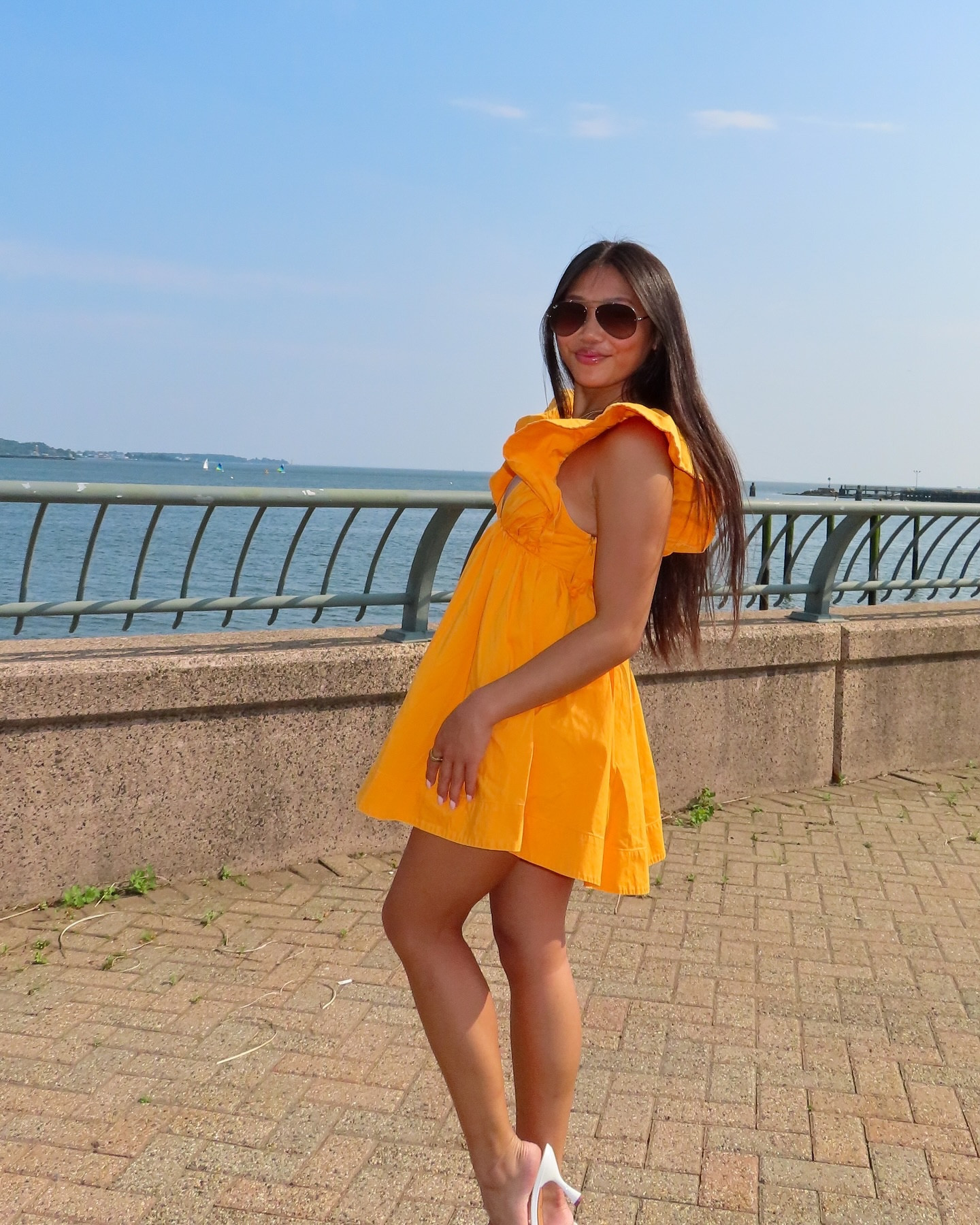 Runs on mini dresses 🧡🧡 @forloveandlemons linked in pink 

Mini dresses, summer dresses, summer outfit inspo